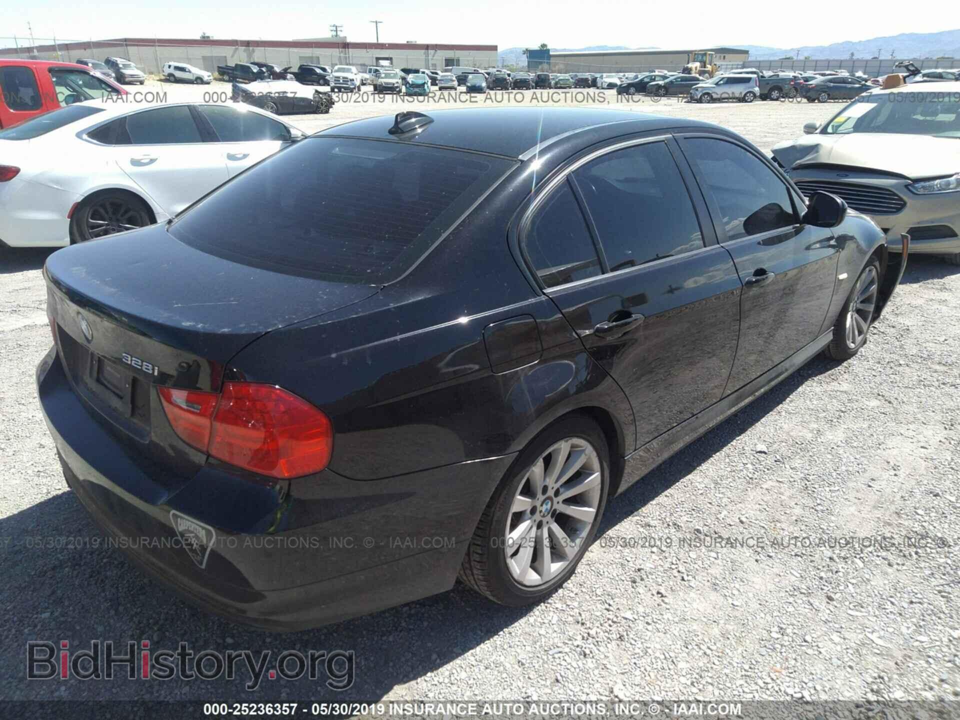 2011 BMW 328 - VIN: WBAPH5G5XBNM83053 - Фото 4