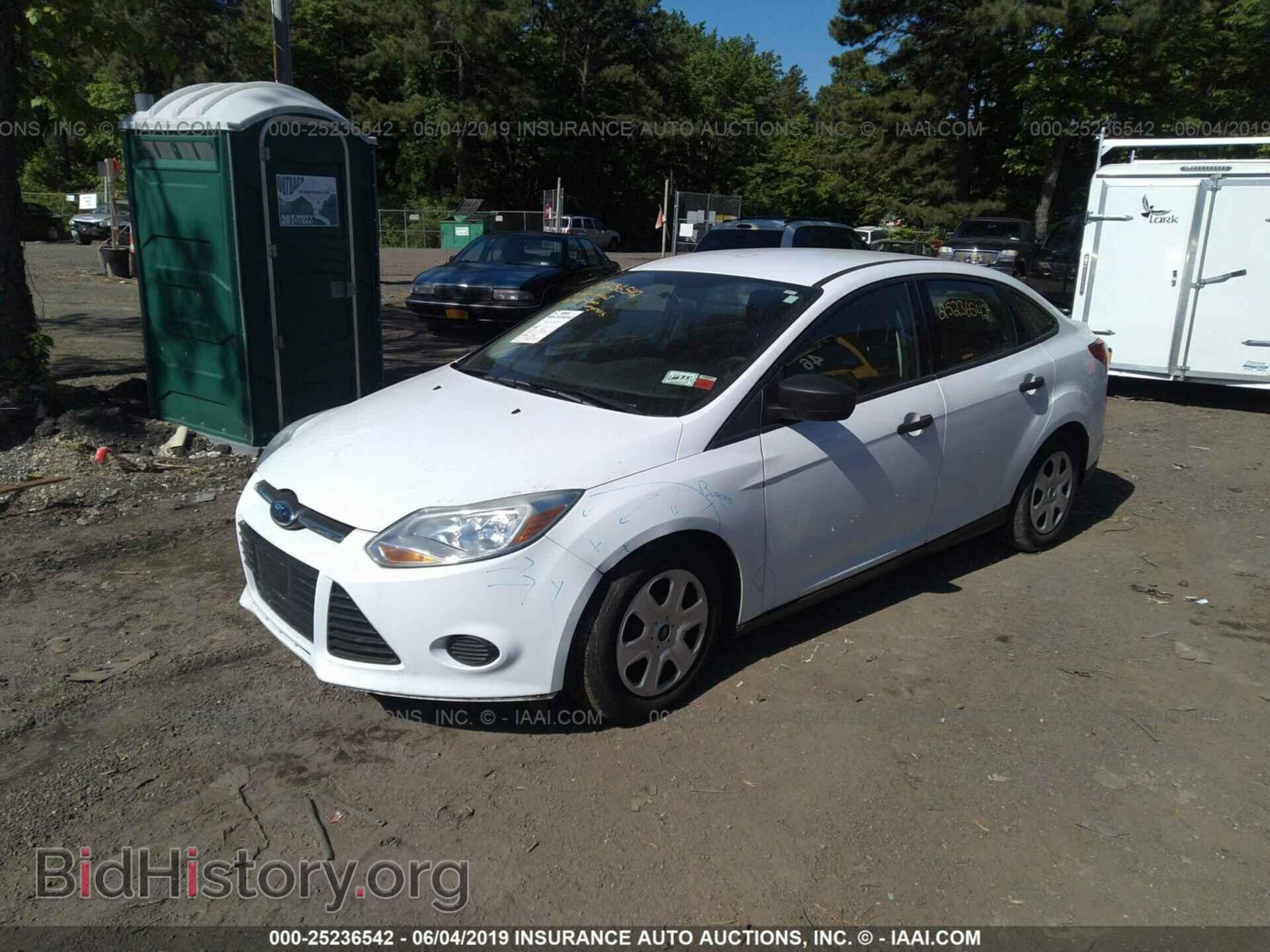 2014 FORD FOCUS - VIN: 1FADP3E20EL462563 - Photo 2