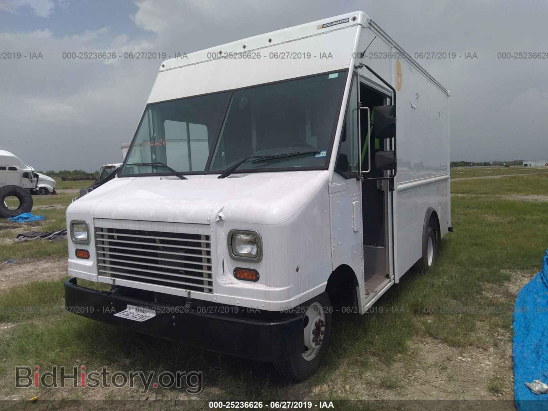2014 FORD ECONOLINE - VIN: 1FC3E3KL8EDA88139 - Photo 2