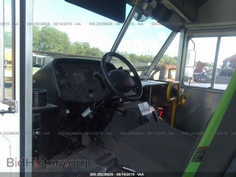 2014 Ford ECONOLINE (VIN 1FC3E3KL8EDA88139) — photo 5 of 10