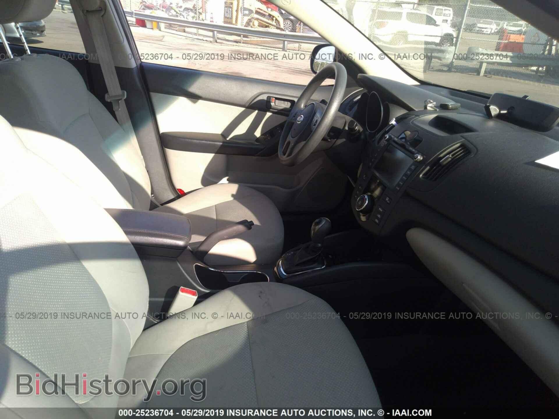 2012 KIA FORTE - VIN: KNAFU4A28C5496806 - Фото 5