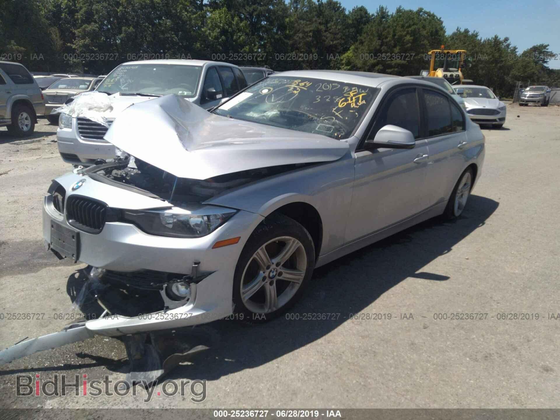 2015 BMW 328 - VIN: WBA3A5G52FNS89805 - Фото 2
