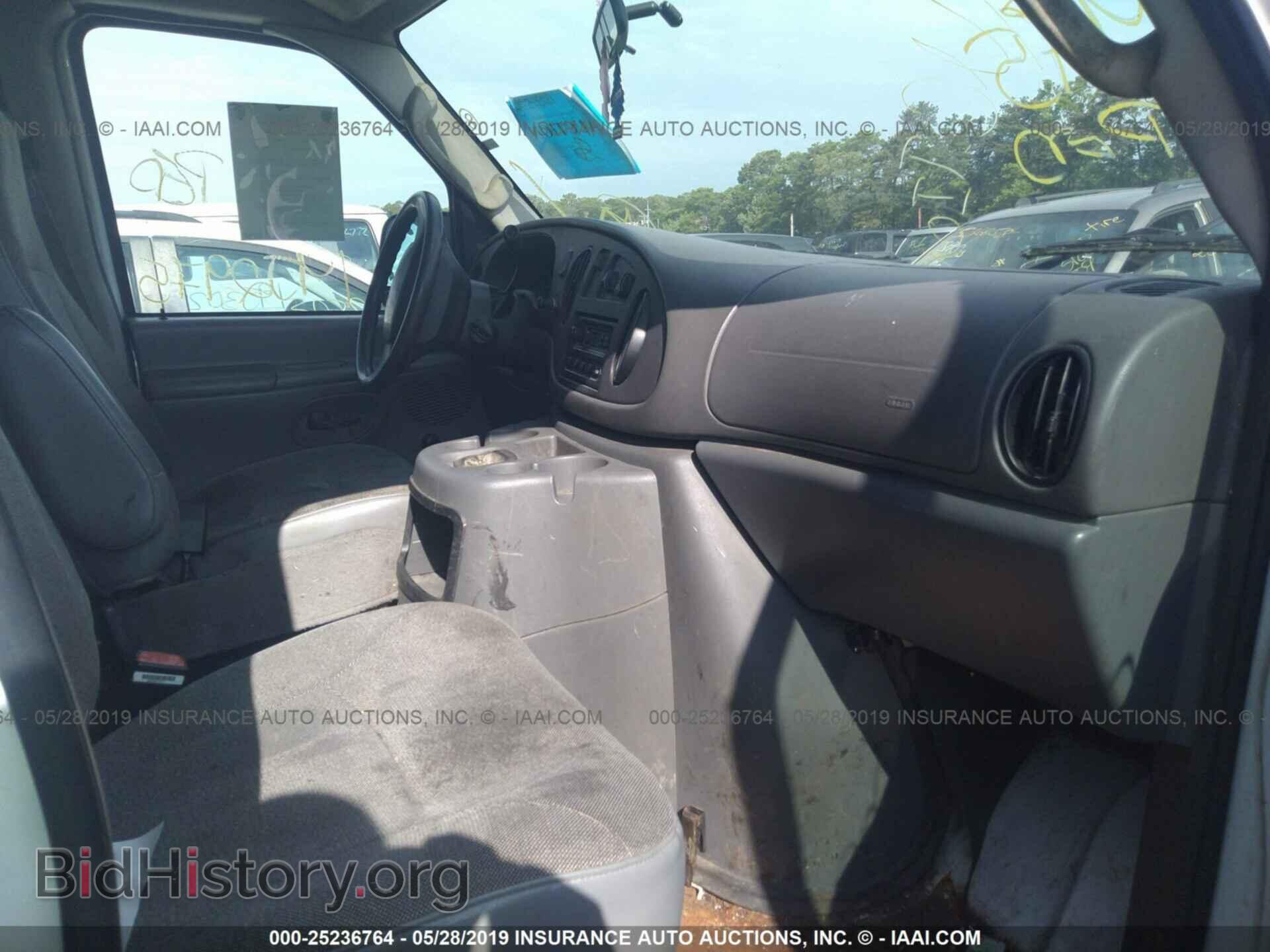 2004 FORD ECONOLINE - VIN: 1FTNE24W74HA51732 - Фото 5