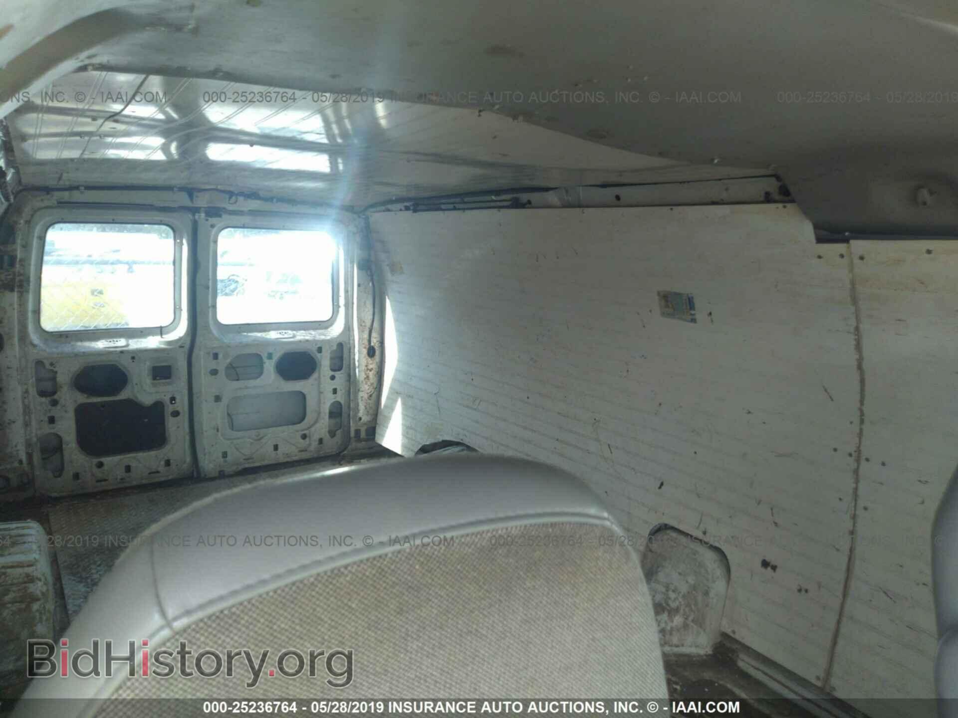 2004 FORD ECONOLINE - VIN: 1FTNE24W74HA51732 - Фото 8