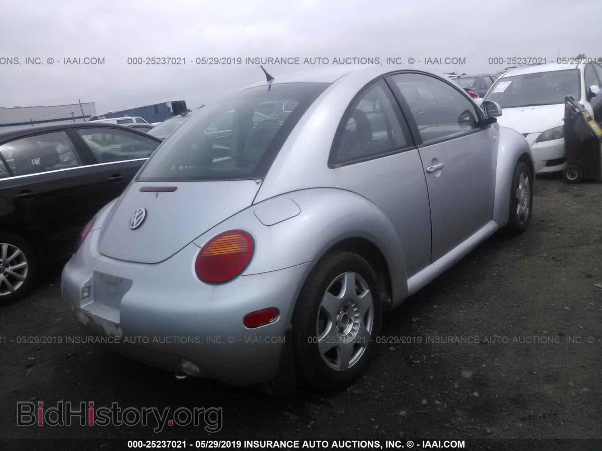 2000 VOLKSWAGEN NEW BEETLE - VIN: 3VWCC21C3YM465810 - Фото 4
