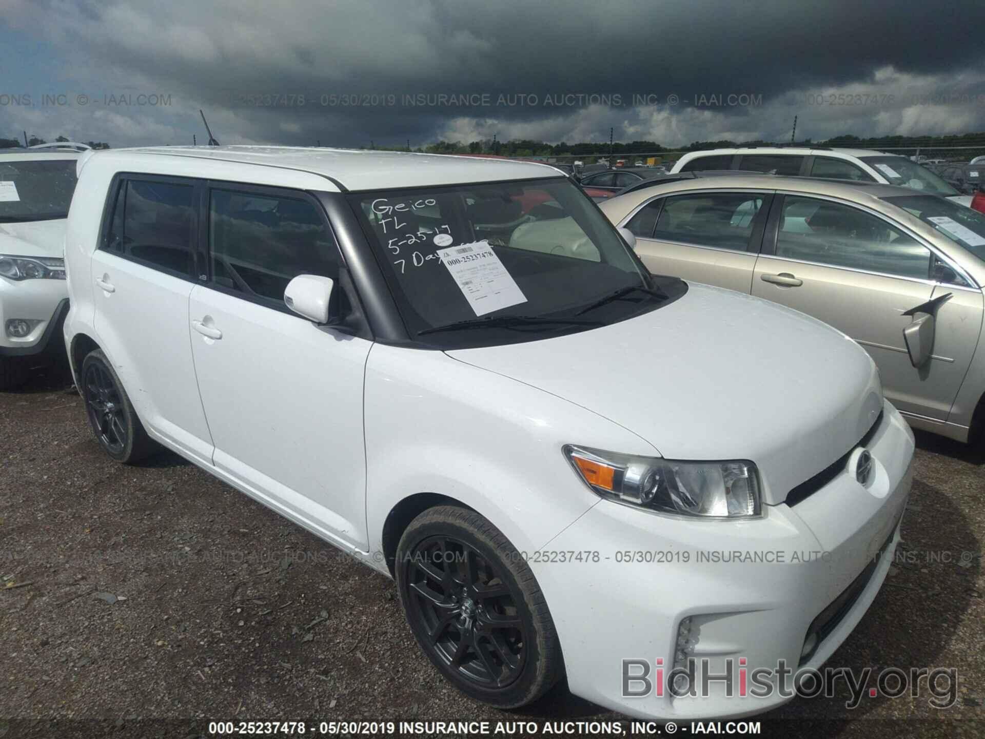 Фотография JTLZE4FE6FJ073108 - TOYOTA SCION XB 2015