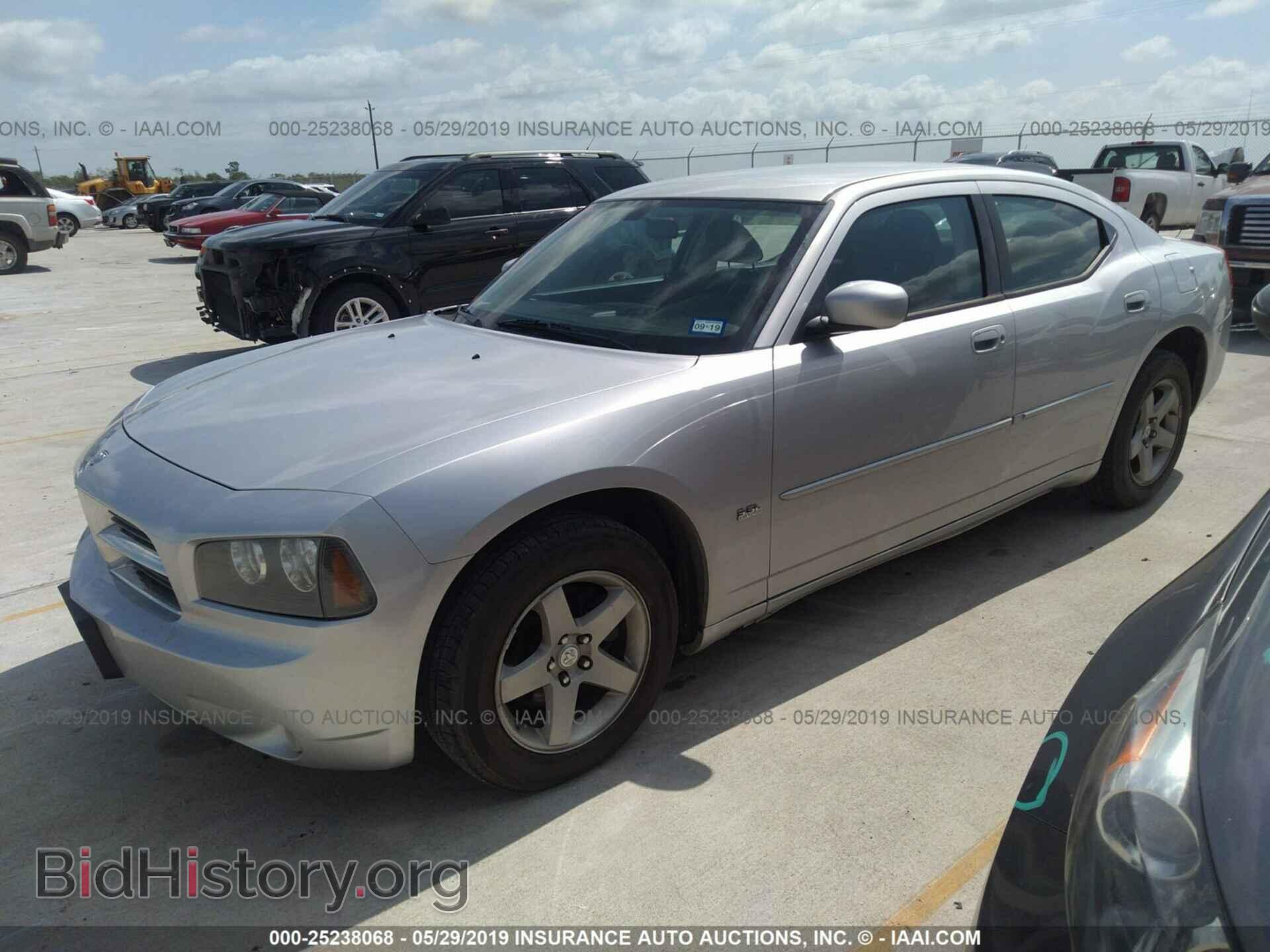 2010 DODGE CHARGER - VIN: 2B3CA3CV0AH247472 - Фото 2
