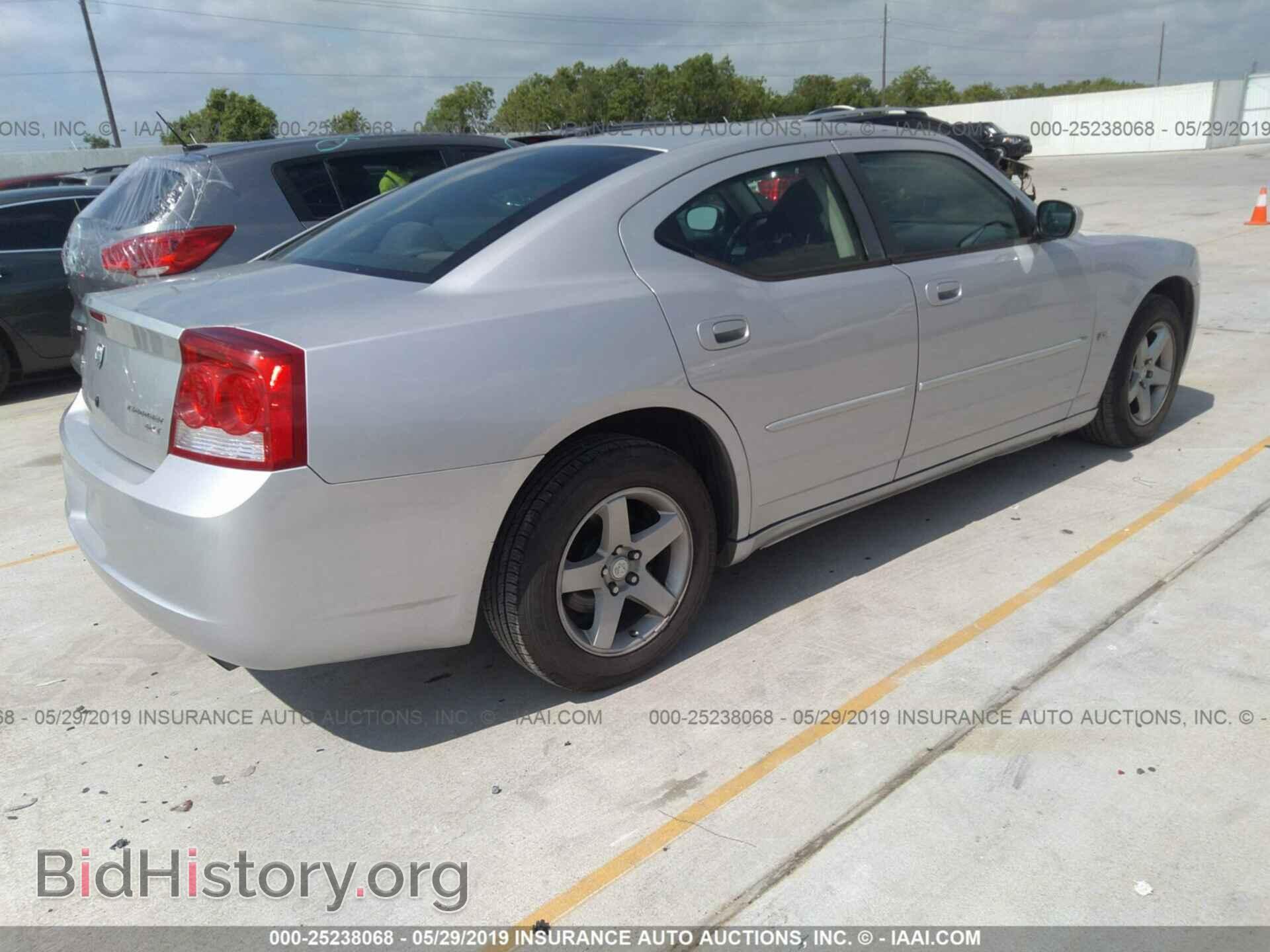 2010 DODGE CHARGER - VIN: 2B3CA3CV0AH247472 - Фото 4