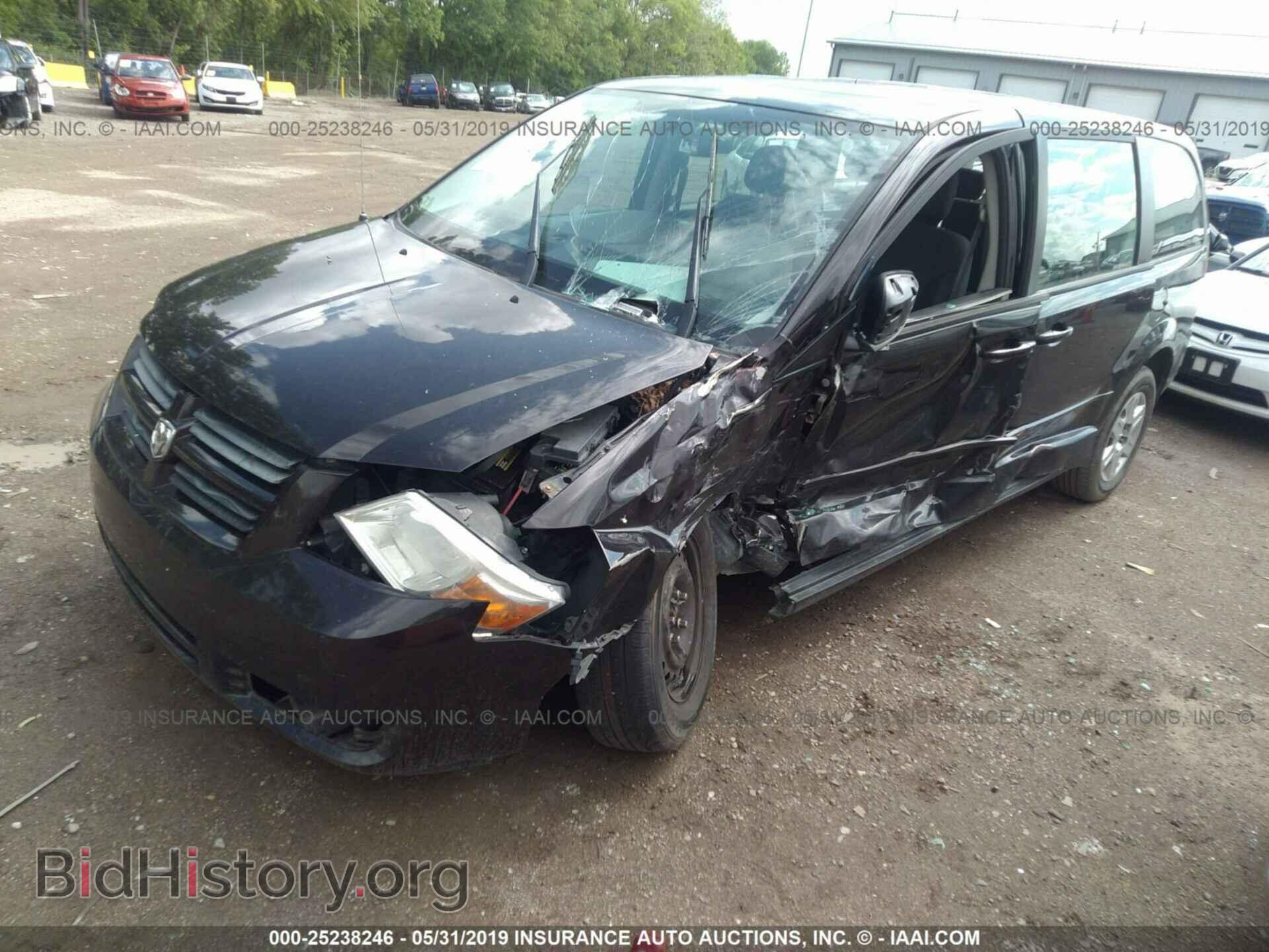 2010 DODGE GRAND CARAVAN - VIN: 2D4RN4DE8AR282016 - Фото 2