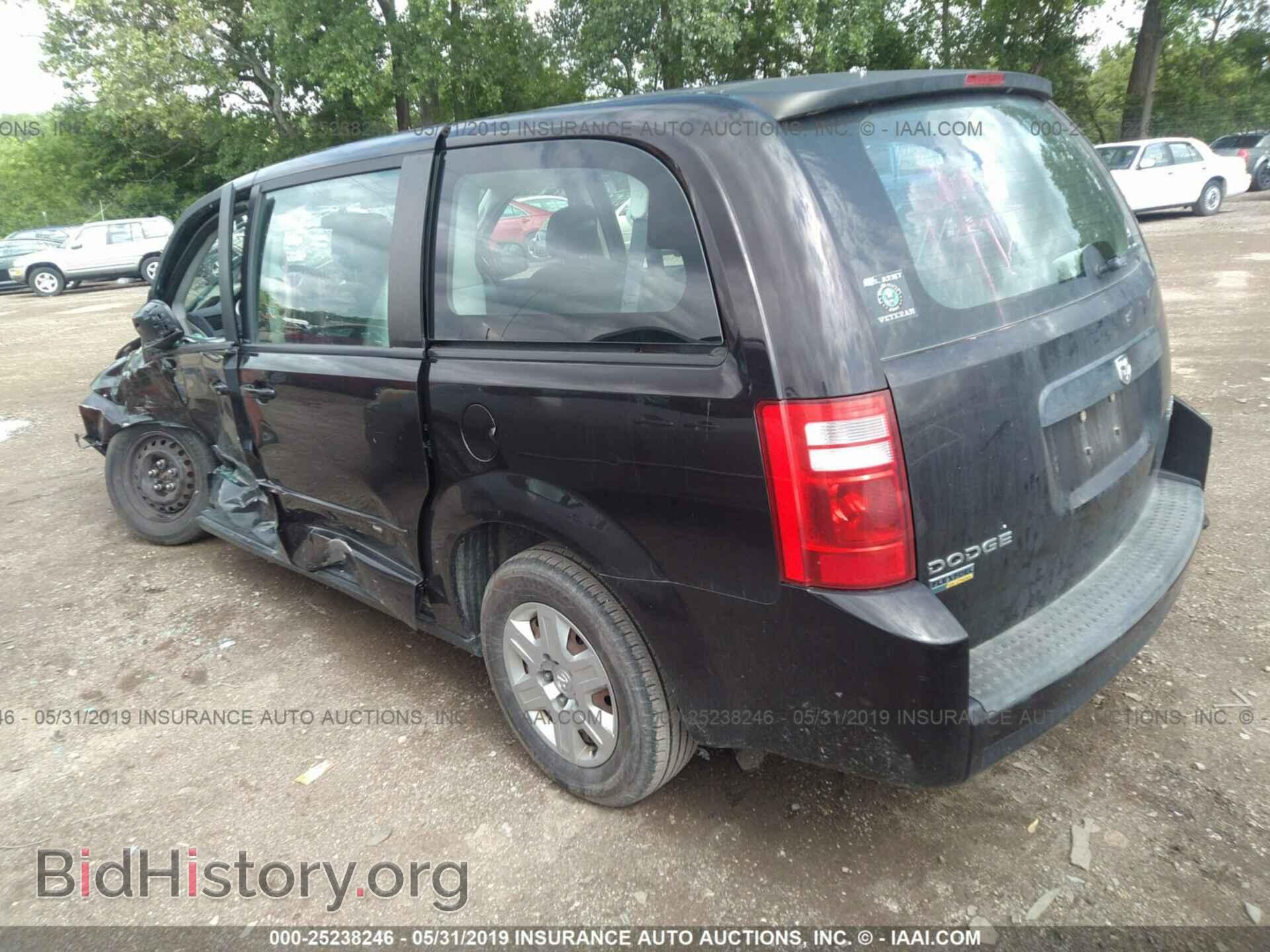 2010 DODGE GRAND CARAVAN - VIN: 2D4RN4DE8AR282016 - Фото 3