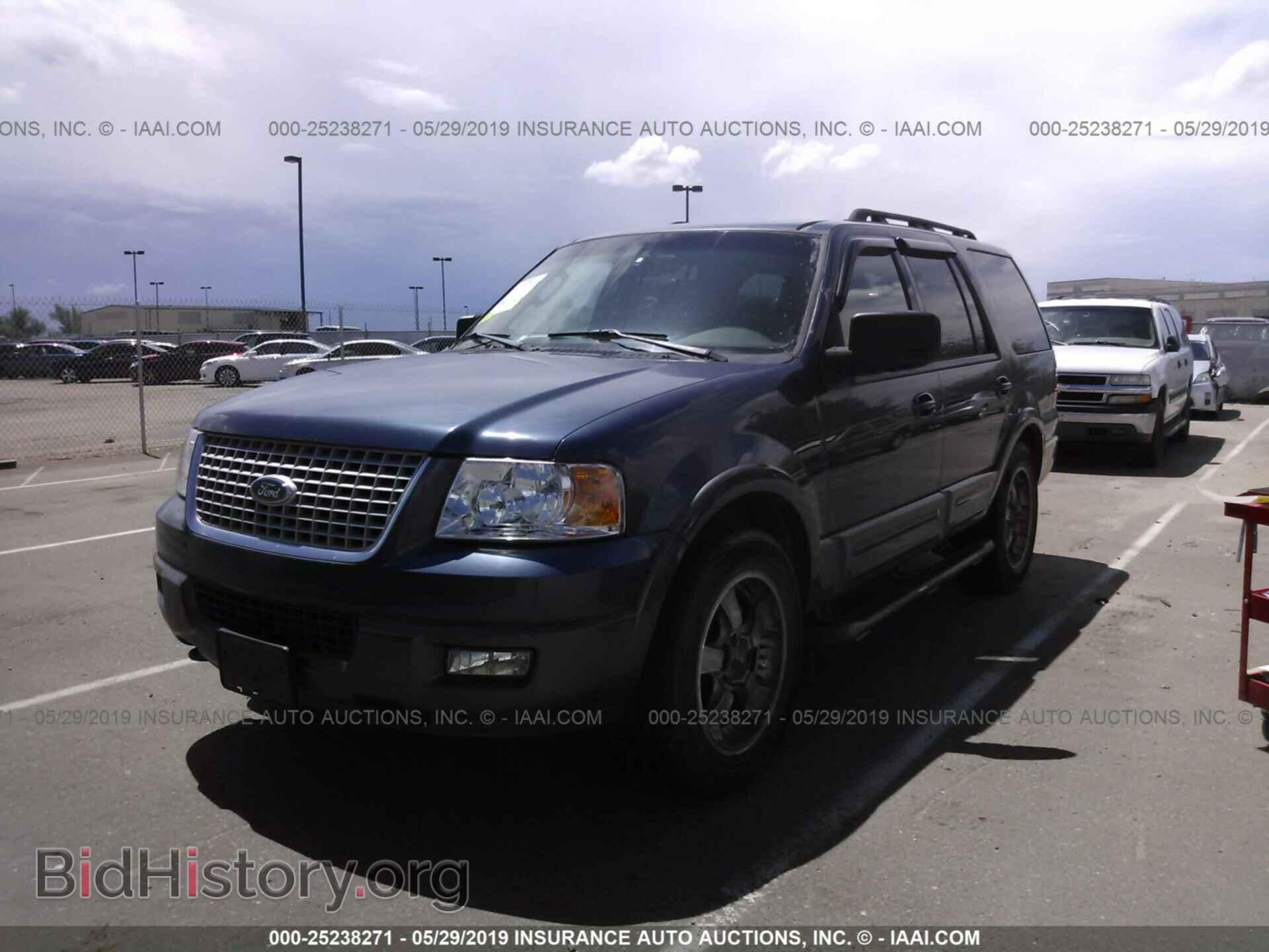 2006 FORD EXPEDITION - VIN: 1FMPU16526LA18966 - Фото 2