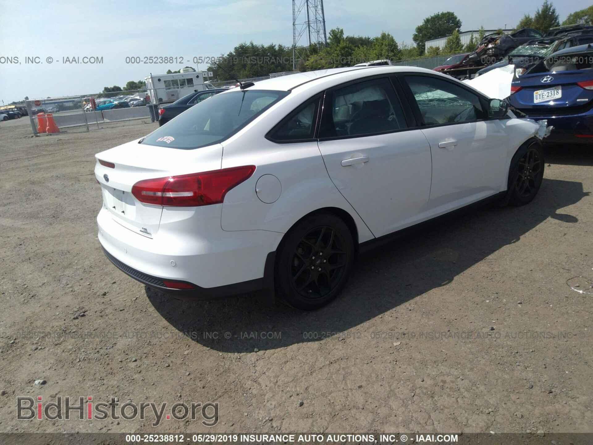 2016 FORD FOCUS - VIN: 1FADP3F28GL274262 - Photo 4