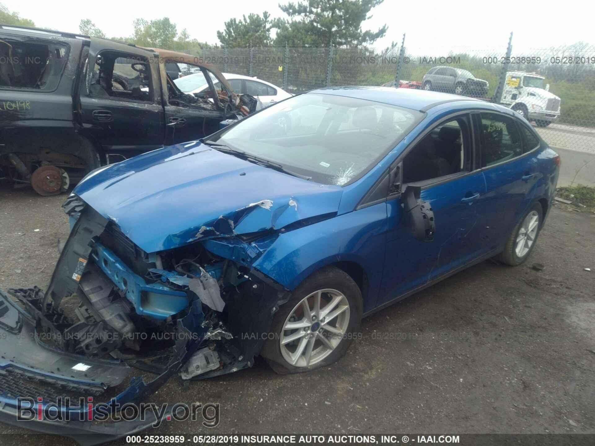 2018 FORD FOCUS - VIN: 1FADP3F2XJL324019 - Фото 2
