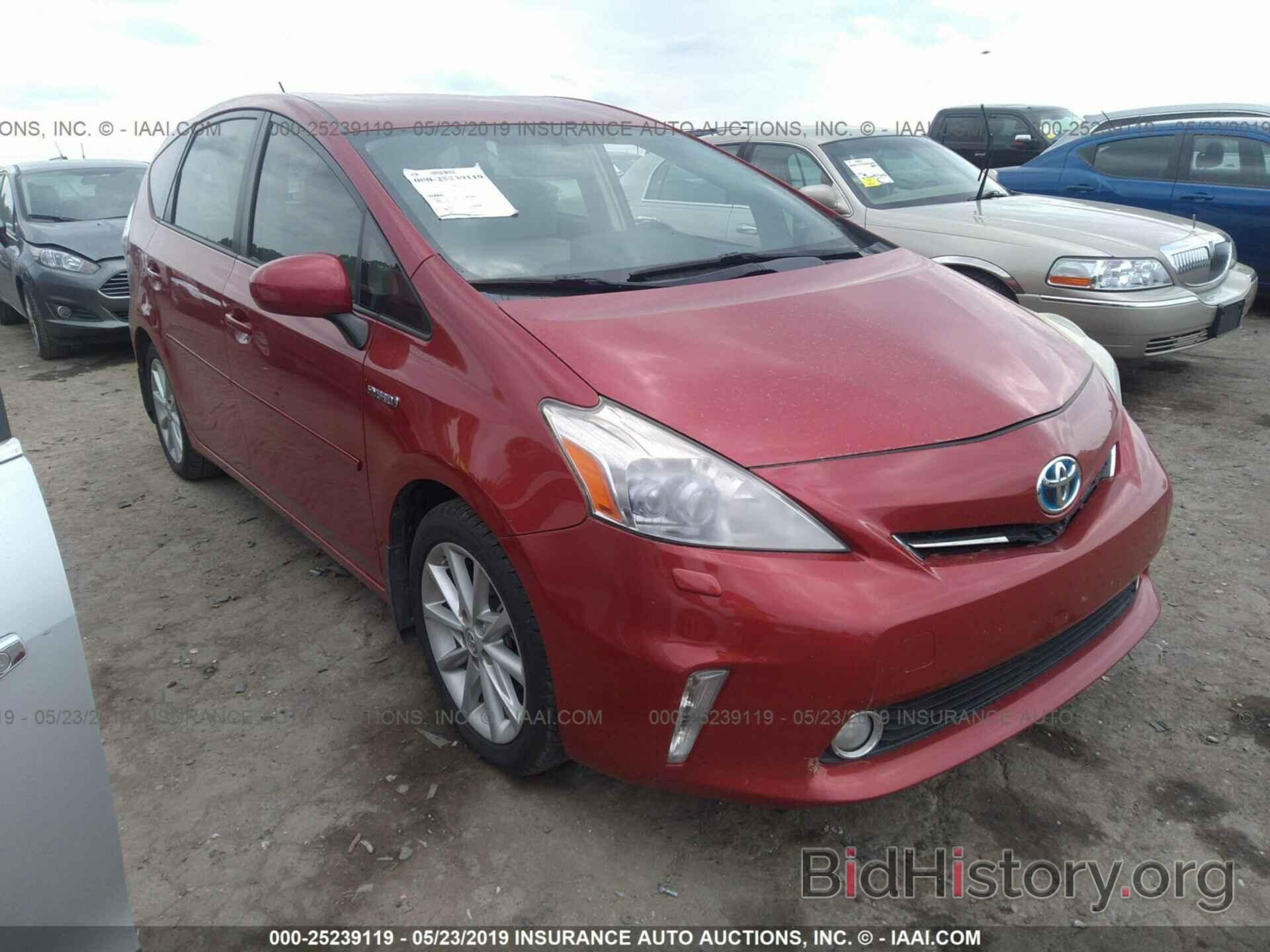 Фотография JTDZN3EU0C3038790 - TOYOTA PRIUS V 2012