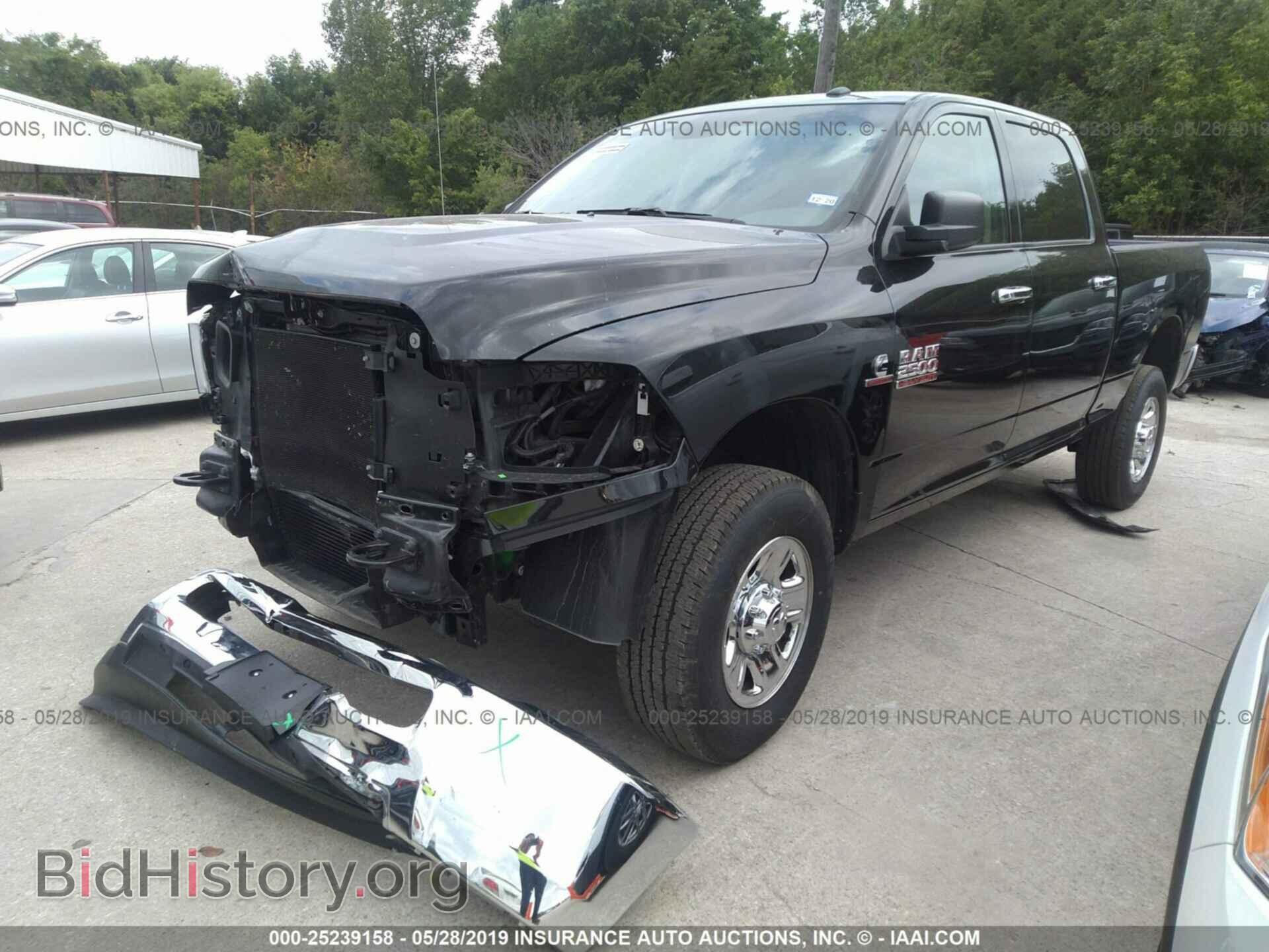 2018 RAM 2500 - VIN: 3C6UR5DL0JG409094 - Фото 2