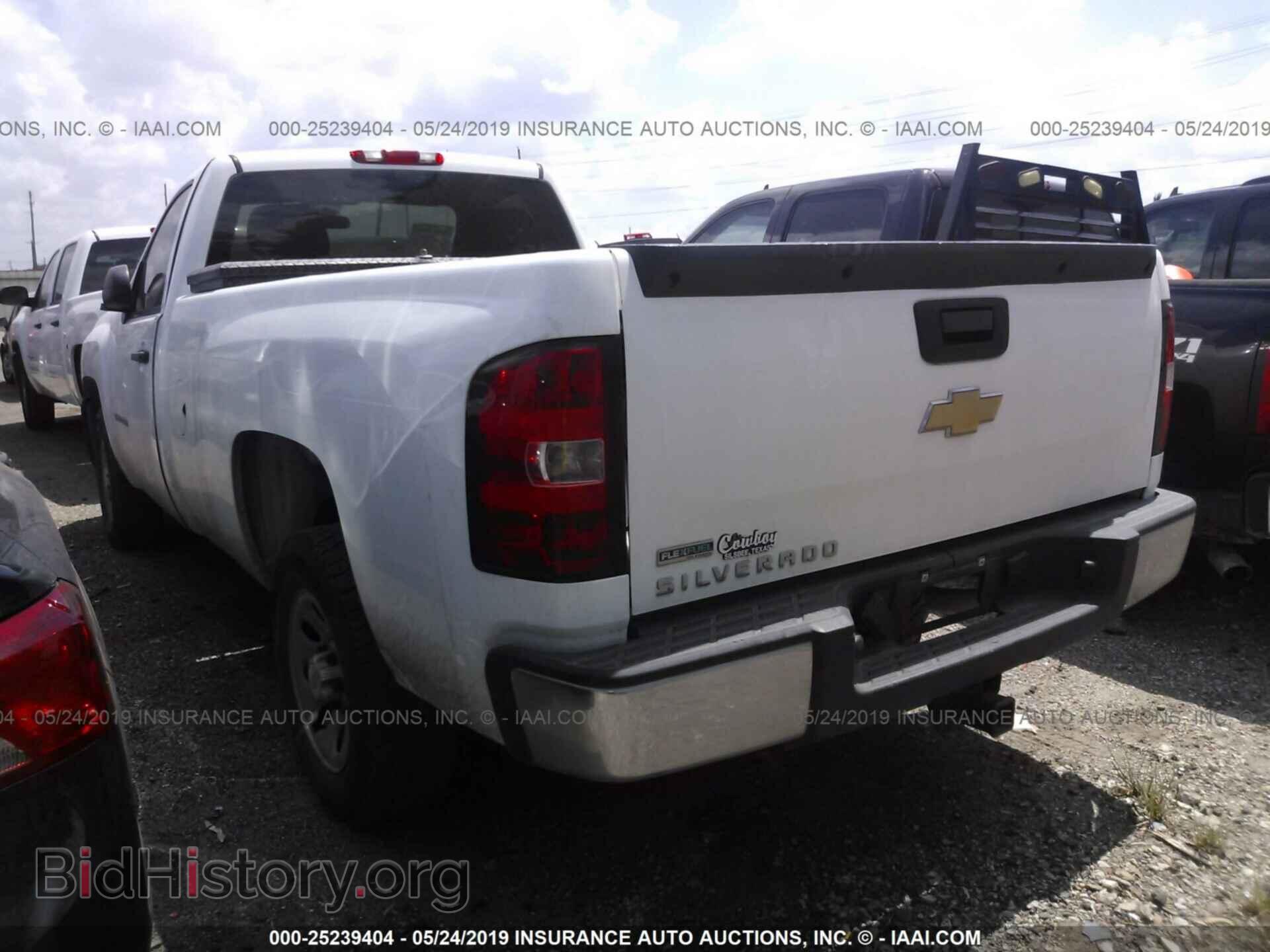 2011 CHEVROLET SILVERADO - VIN: 1GCNCPEA1BZ443232 - Фото 3
