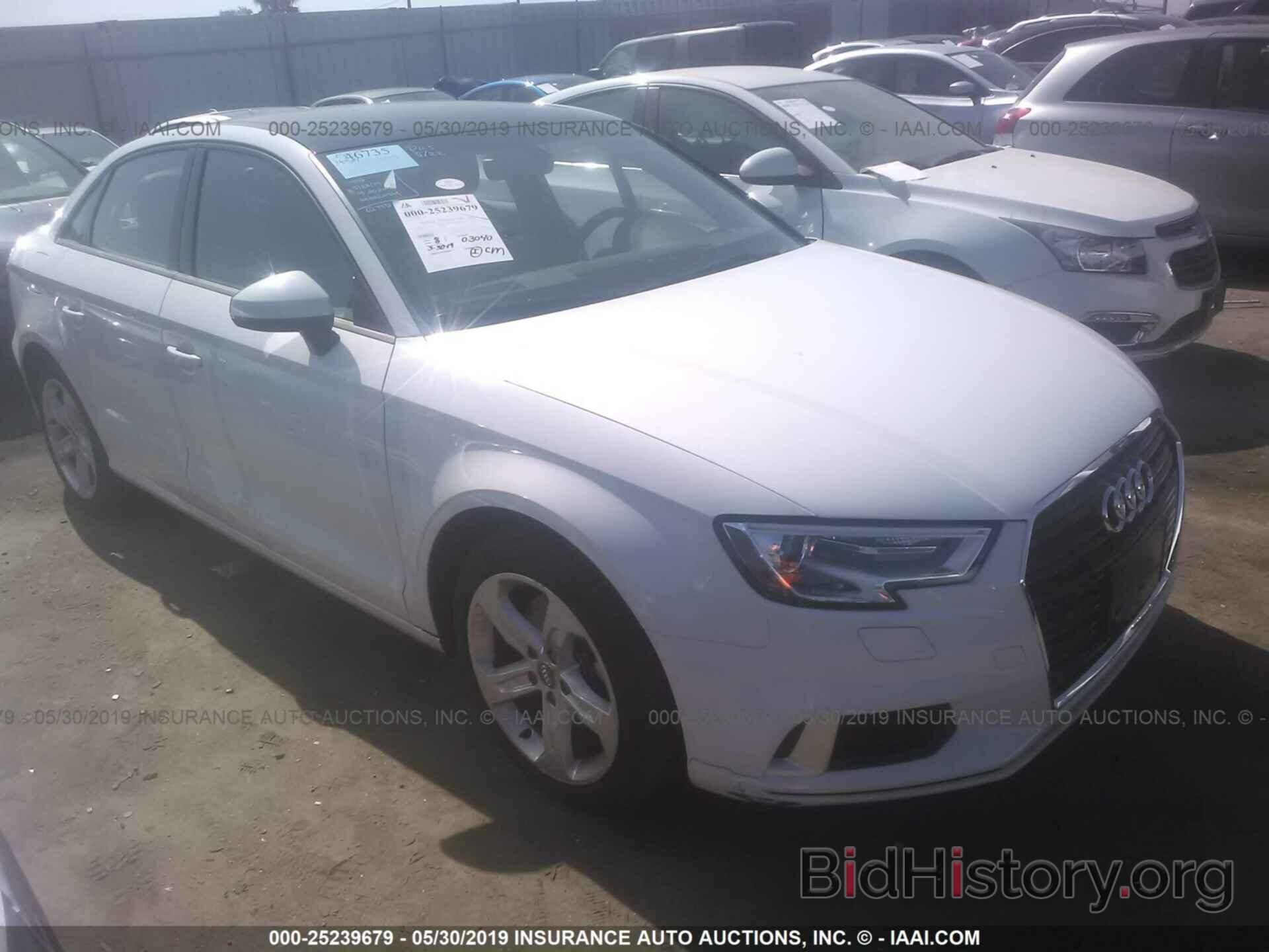 Photo WAUAUGFF7J1023118 - AUDI A3 2018