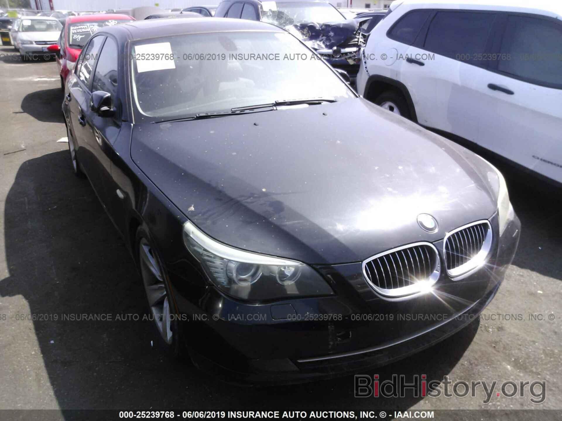 Photo WBANU53518CT03620 - BMW 528 2008