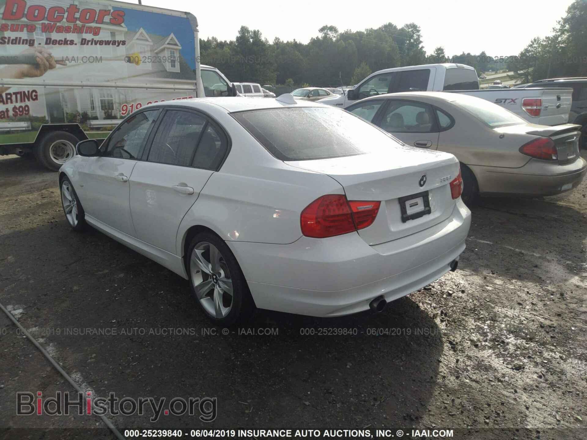 2011 BMW 335 - VIN: WBAPM5G51BNM68839 - Фото 3