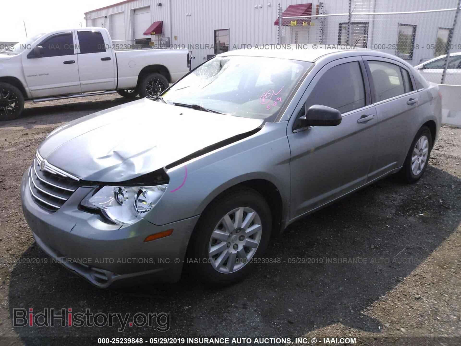 2010 CHRYSLER SEBRING - VIN: 1C3CC4FB4AN173954 - Фото 2