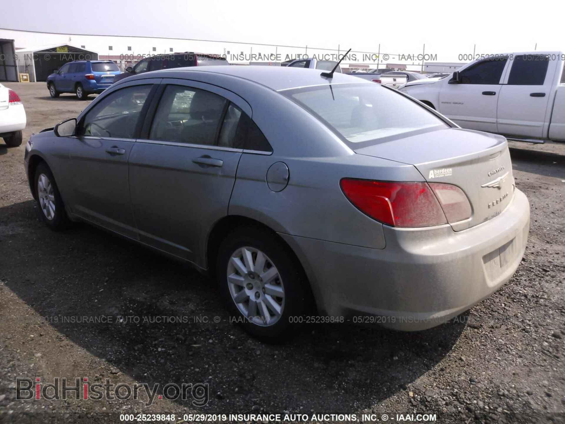 2010 CHRYSLER SEBRING - VIN: 1C3CC4FB4AN173954 - Фото 3