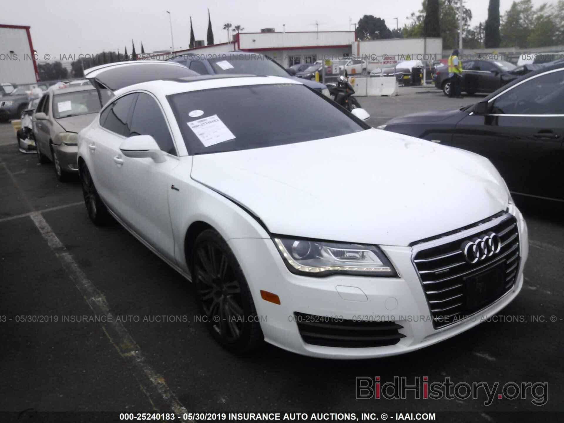 Photo WAUYGAFC8CN071828 - AUDI A7 2012