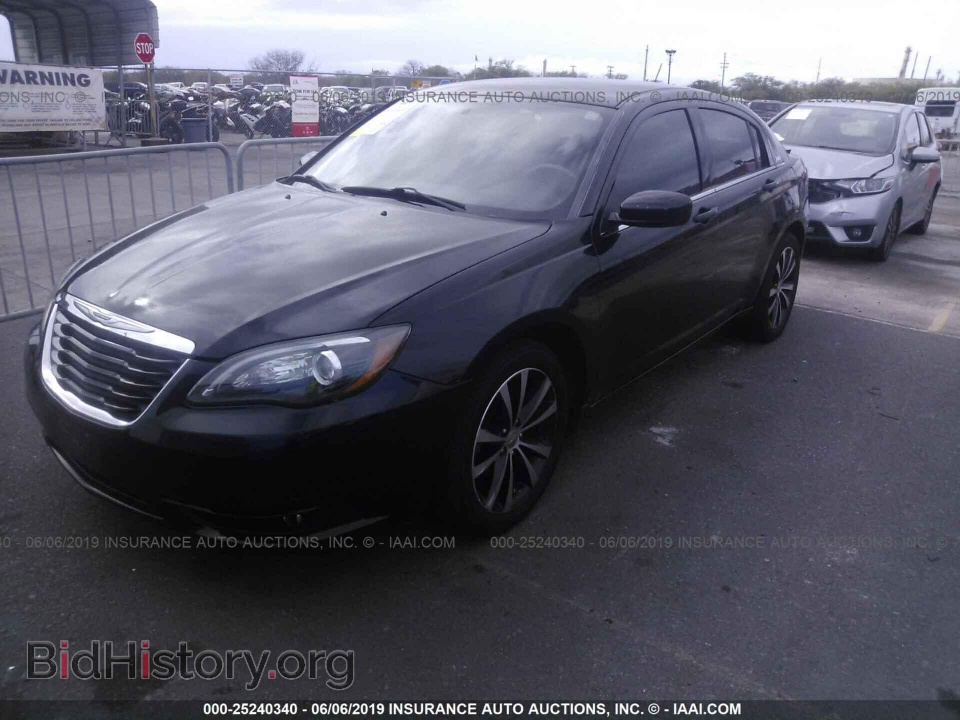 2013 CHRYSLER 200 - VIN: 1C3CCBBB6DN540254 - Photo 2