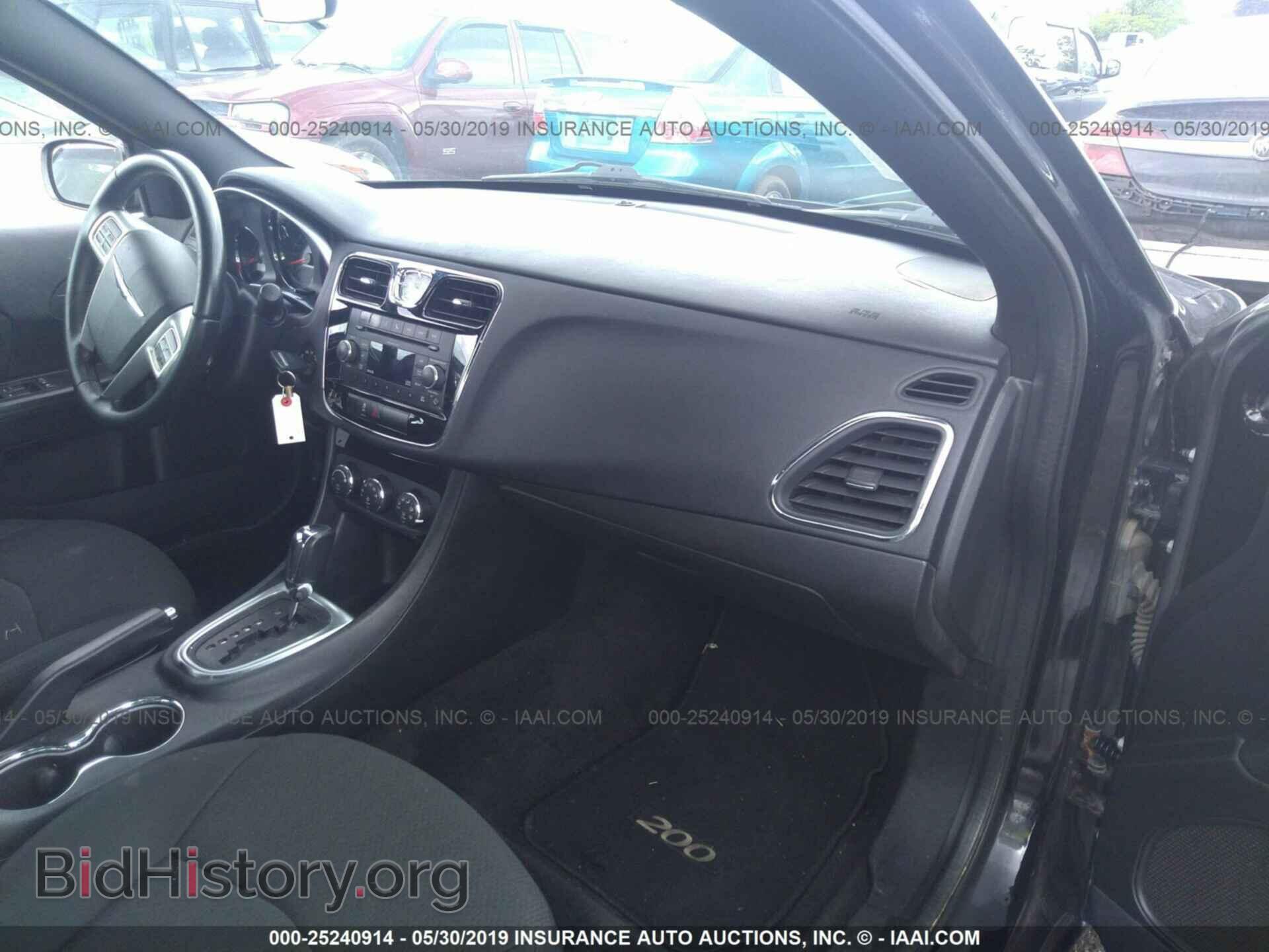 2011 CHRYSLER 200 - VIN: 1C3BC1FB5BN576188 - Photo 5