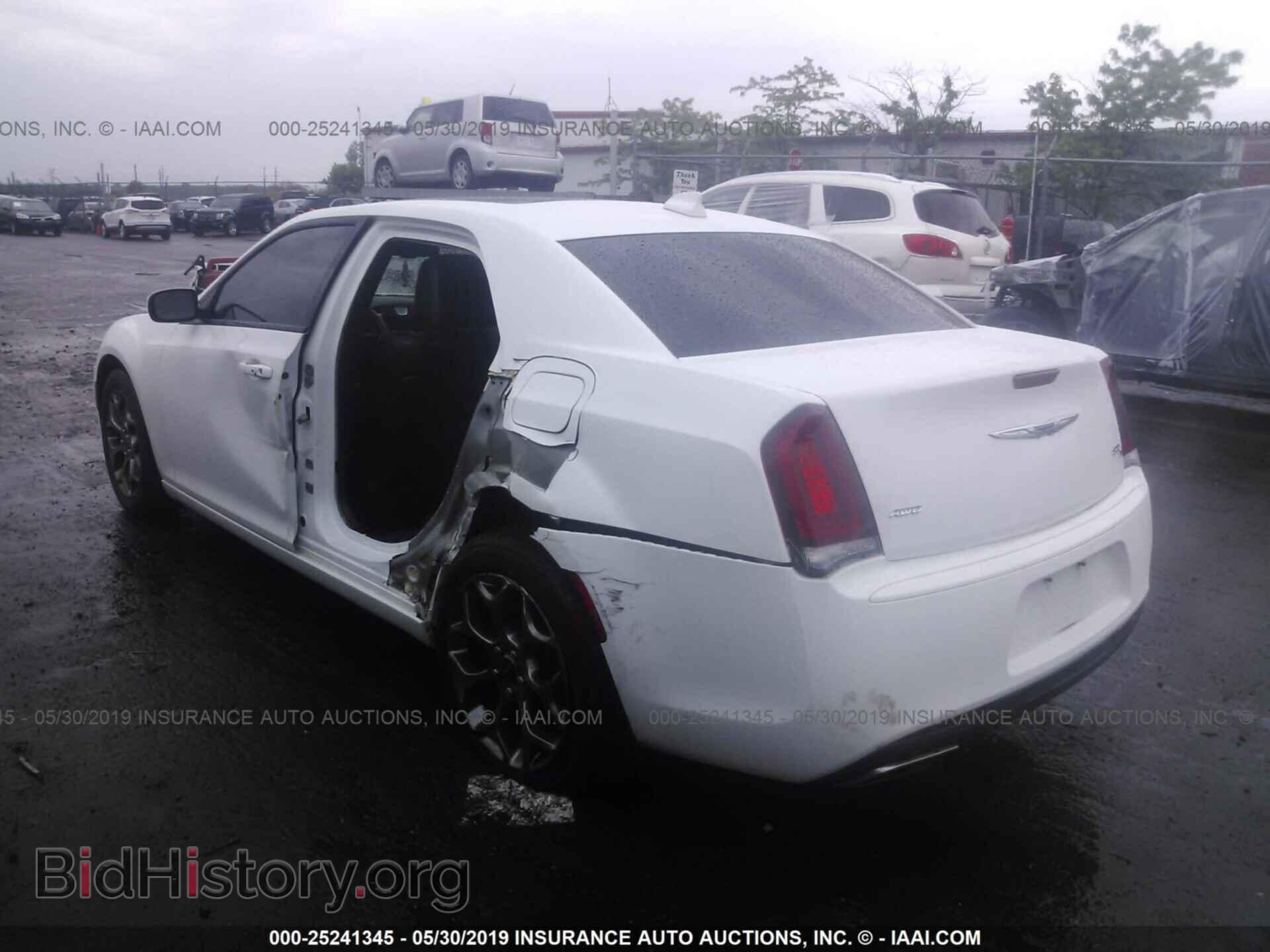 2016 CHRYSLER 300 - VIN: 2C3CCAGG2GH182940 - Photo 3