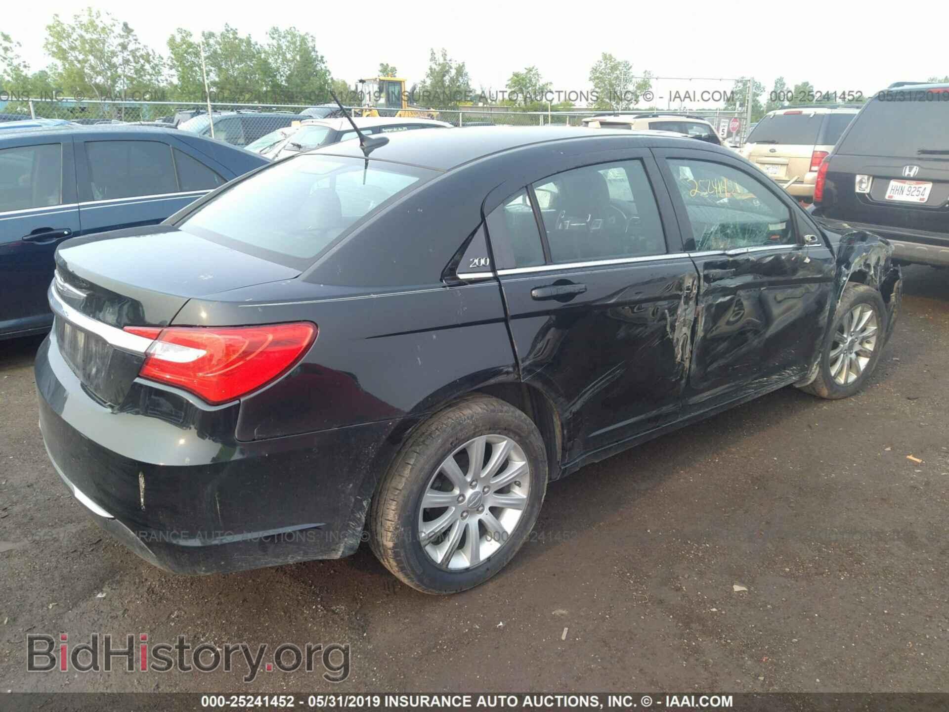 2013 CHRYSLER 200 - VIN: 1C3CCBBB8DN695159 - Photo 4