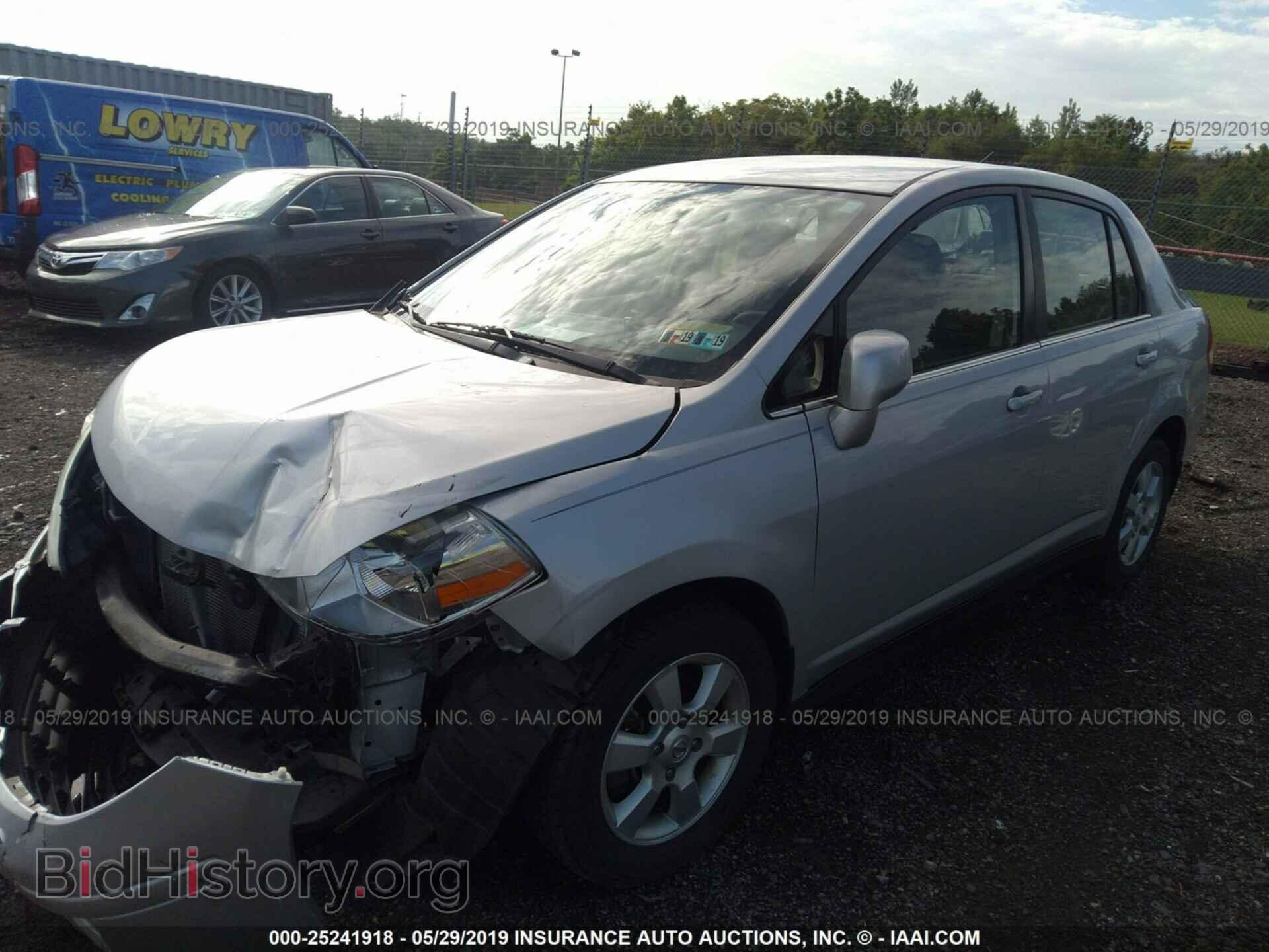 2009 NISSAN VERSA - VIN: 3N1BC11E49L363310 - Фото 2