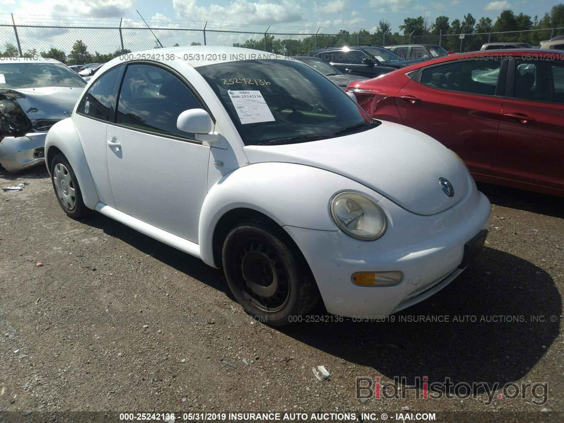 Фотография 3VWBA21C1YM477617 - VOLKSWAGEN NEW BEETLE 2000