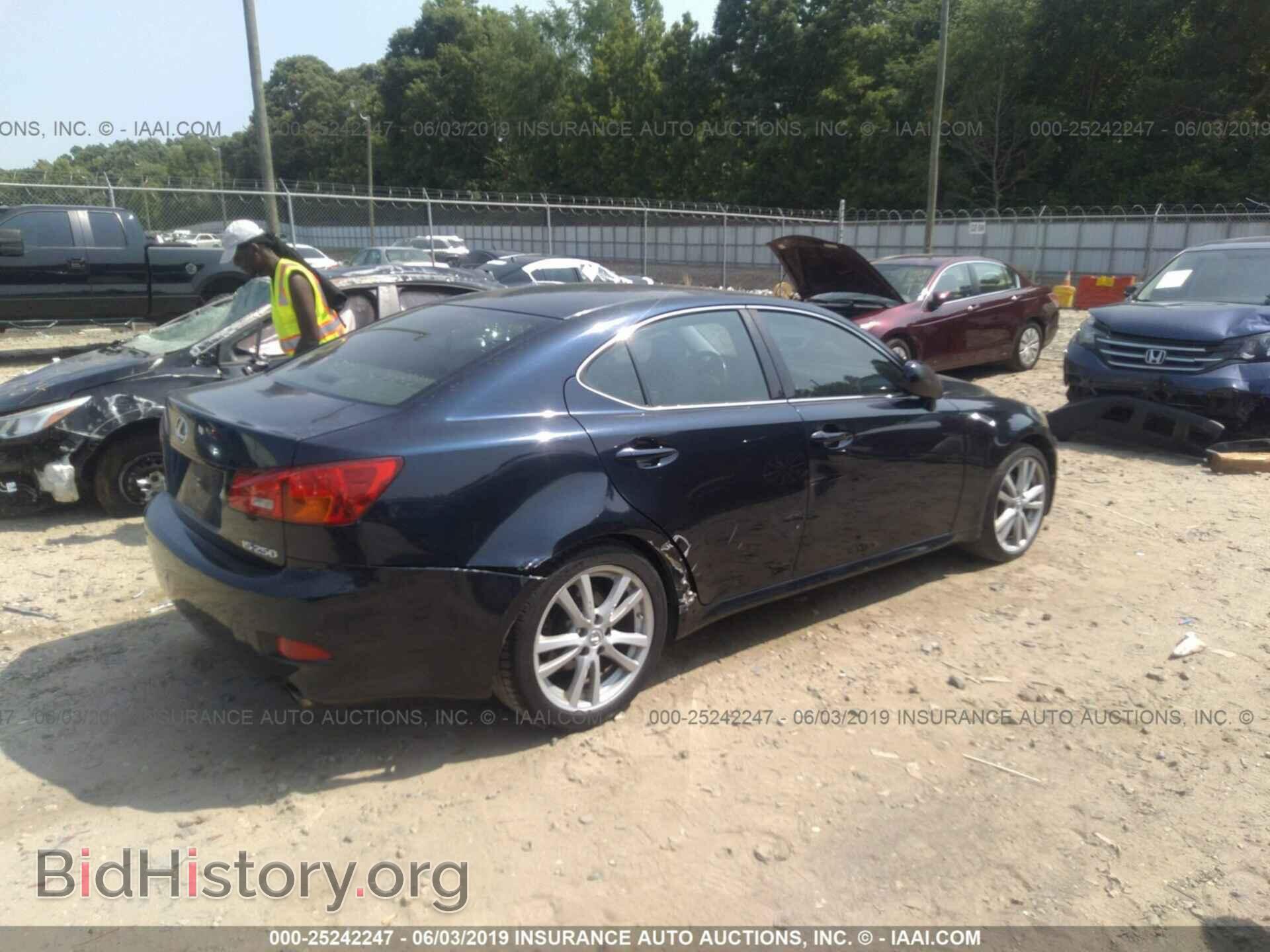 2006 LEXUS IS - VIN: JTHBK262362017264 - Photo 4