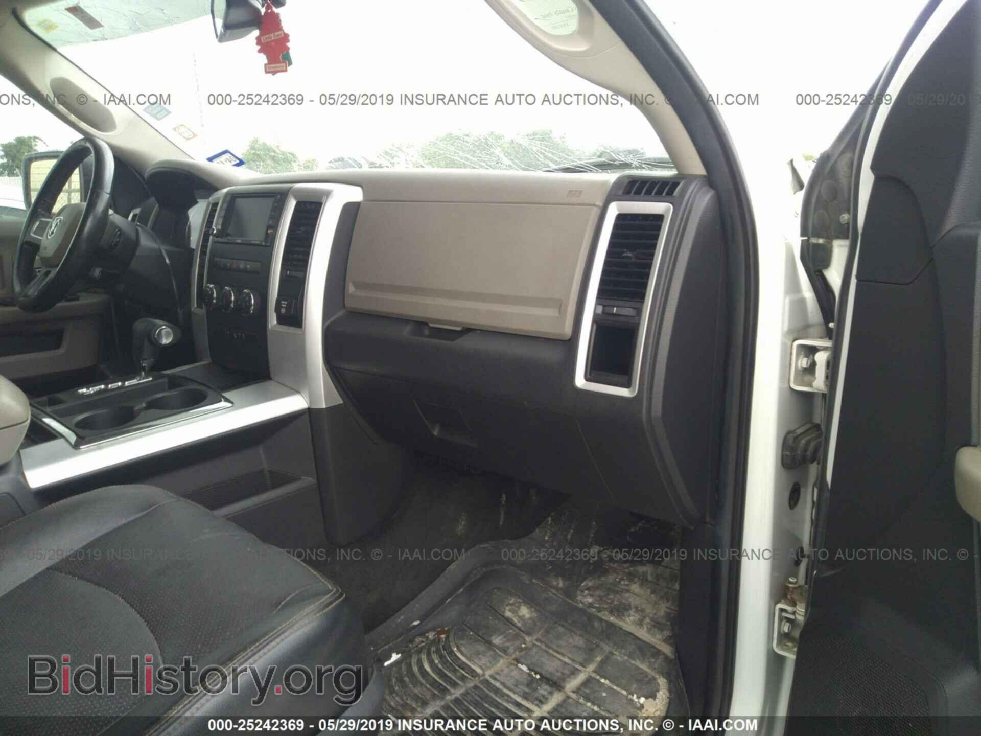 2011 DODGE RAM 1500 - VIN: 1D7RB1CT5BS582283 - Фото 5