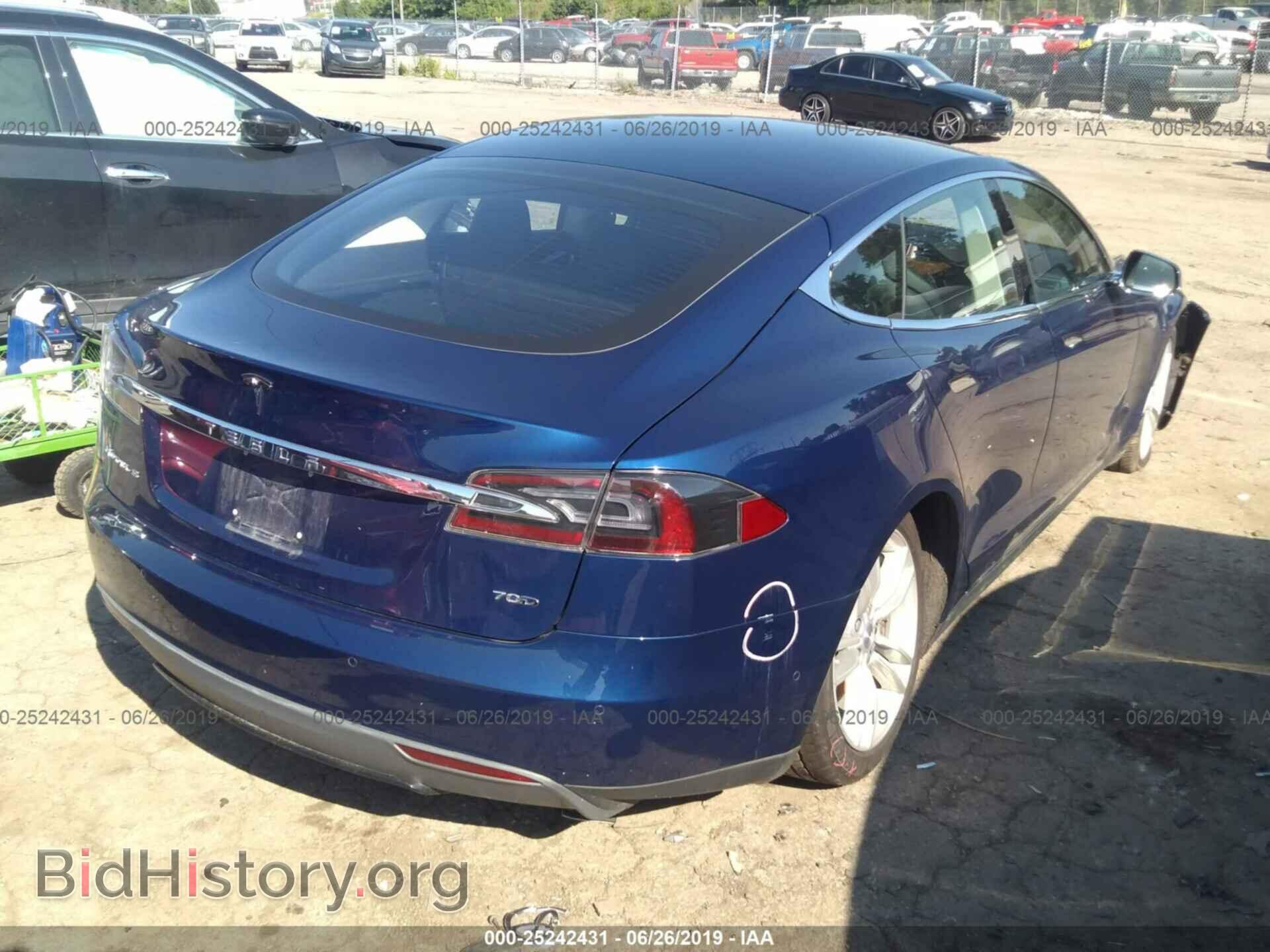 2015 TESLA MODEL S - VIN: 5YJSA1S29FF086123 - Фото 4