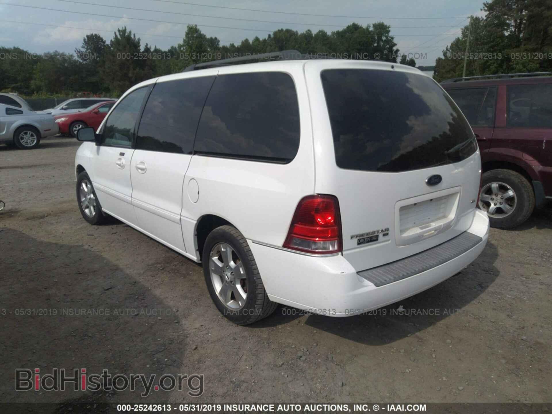 2006 FORD FREESTAR - VIN: 2FMDA522X6BA22231 - Фото 3
