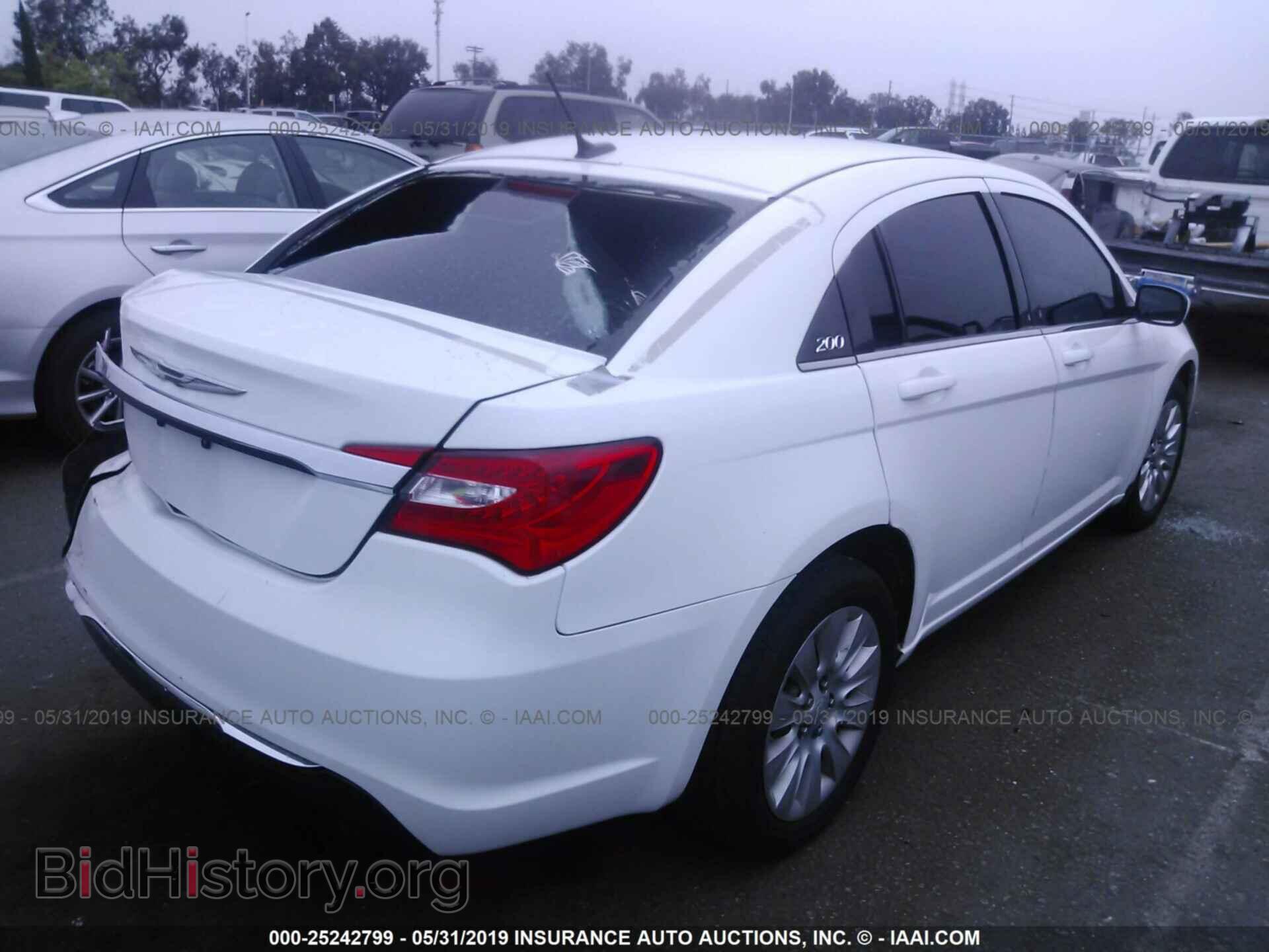 2013 CHRYSLER 200 - VIN: 1C3CCBAB1DN642370 - Photo 4