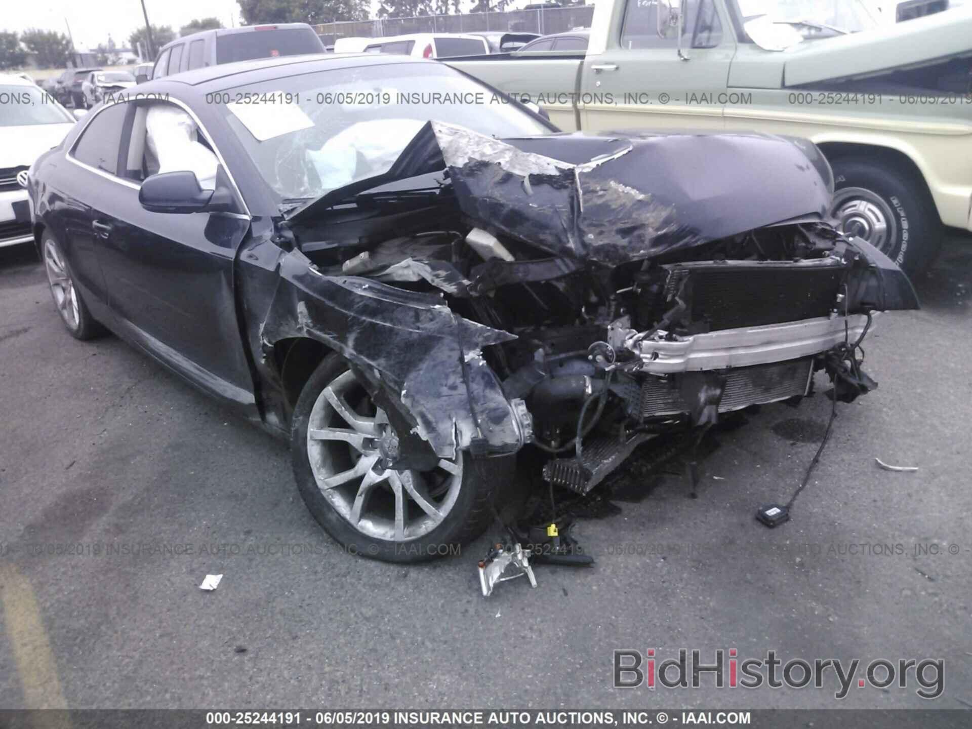 Photo WAUCFAFR2BA081245 - AUDI A5 2011