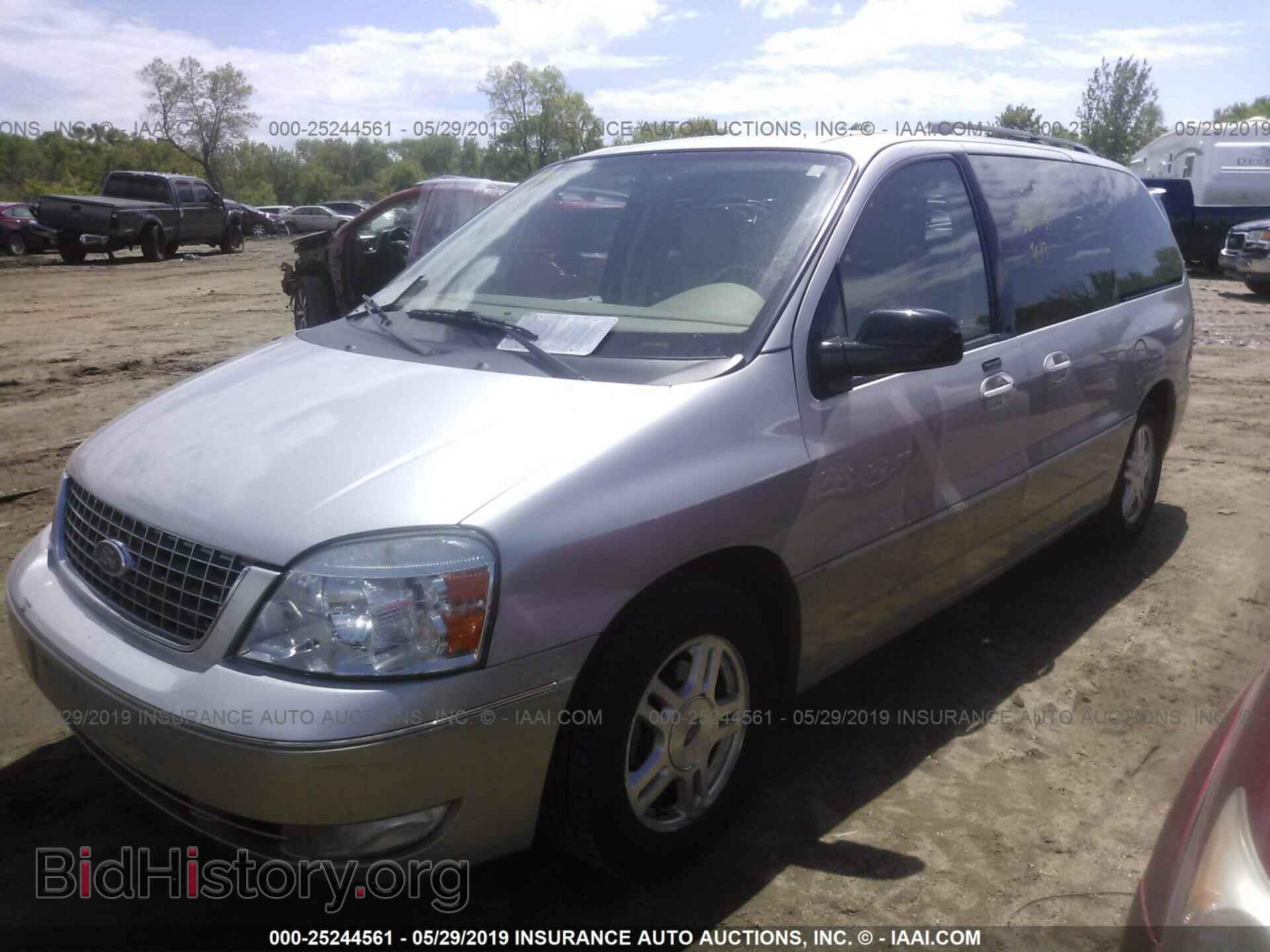 2004 FORD FREESTAR - VIN: 2FMDA58274BB28477 - Фото 2