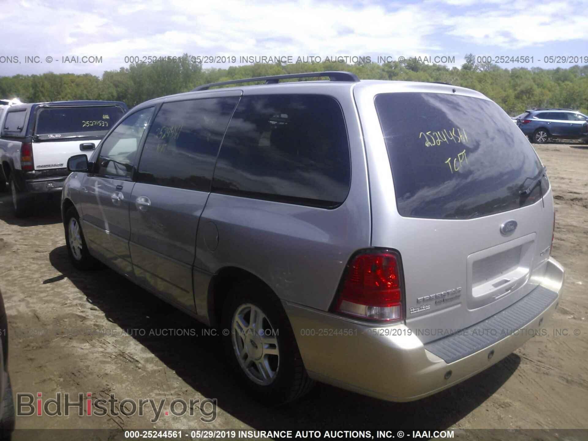 2004 FORD FREESTAR - VIN: 2FMDA58274BB28477 - Фото 3