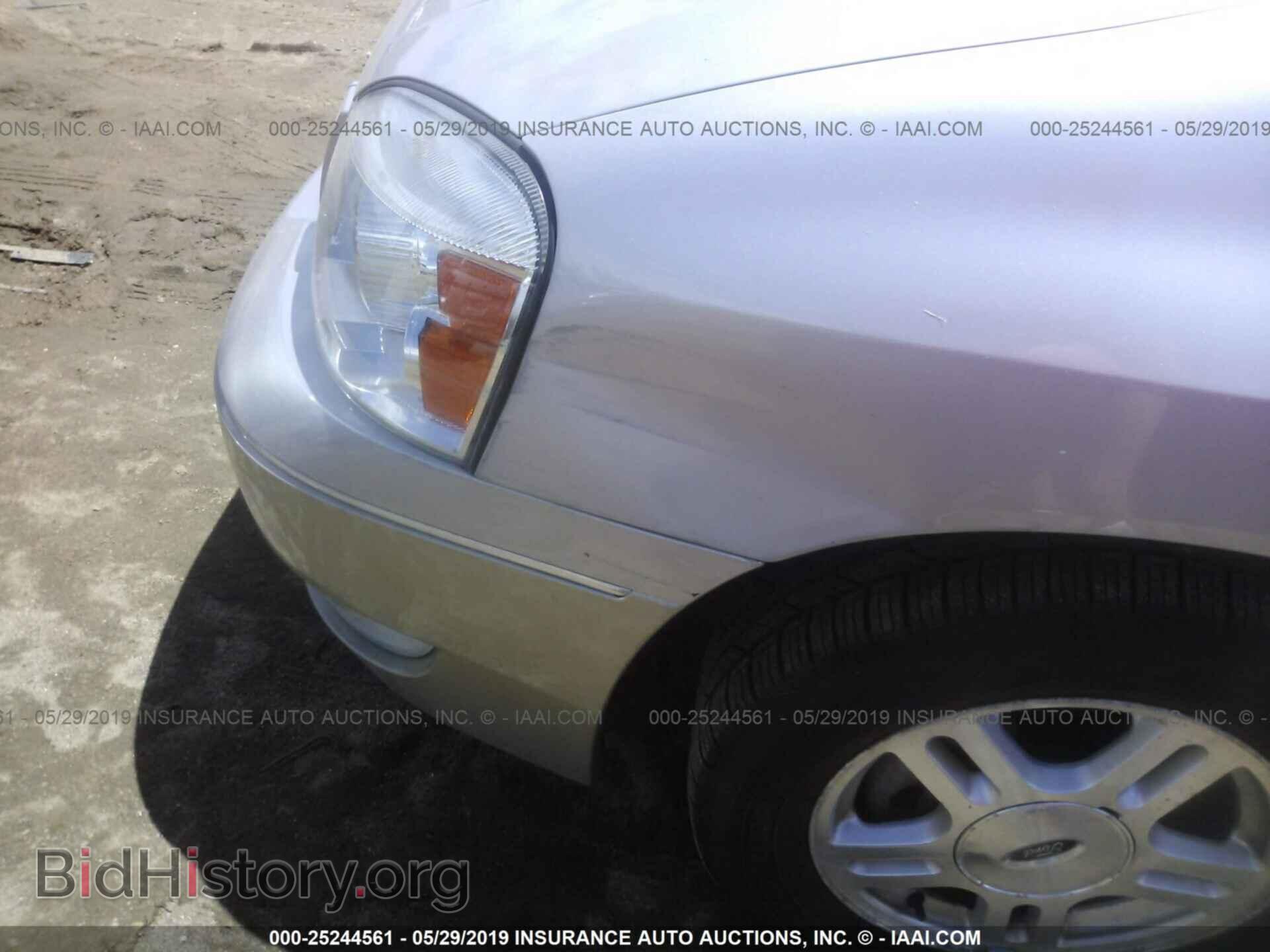 2004 FORD FREESTAR - VIN: 2FMDA58274BB28477 - Фото 6