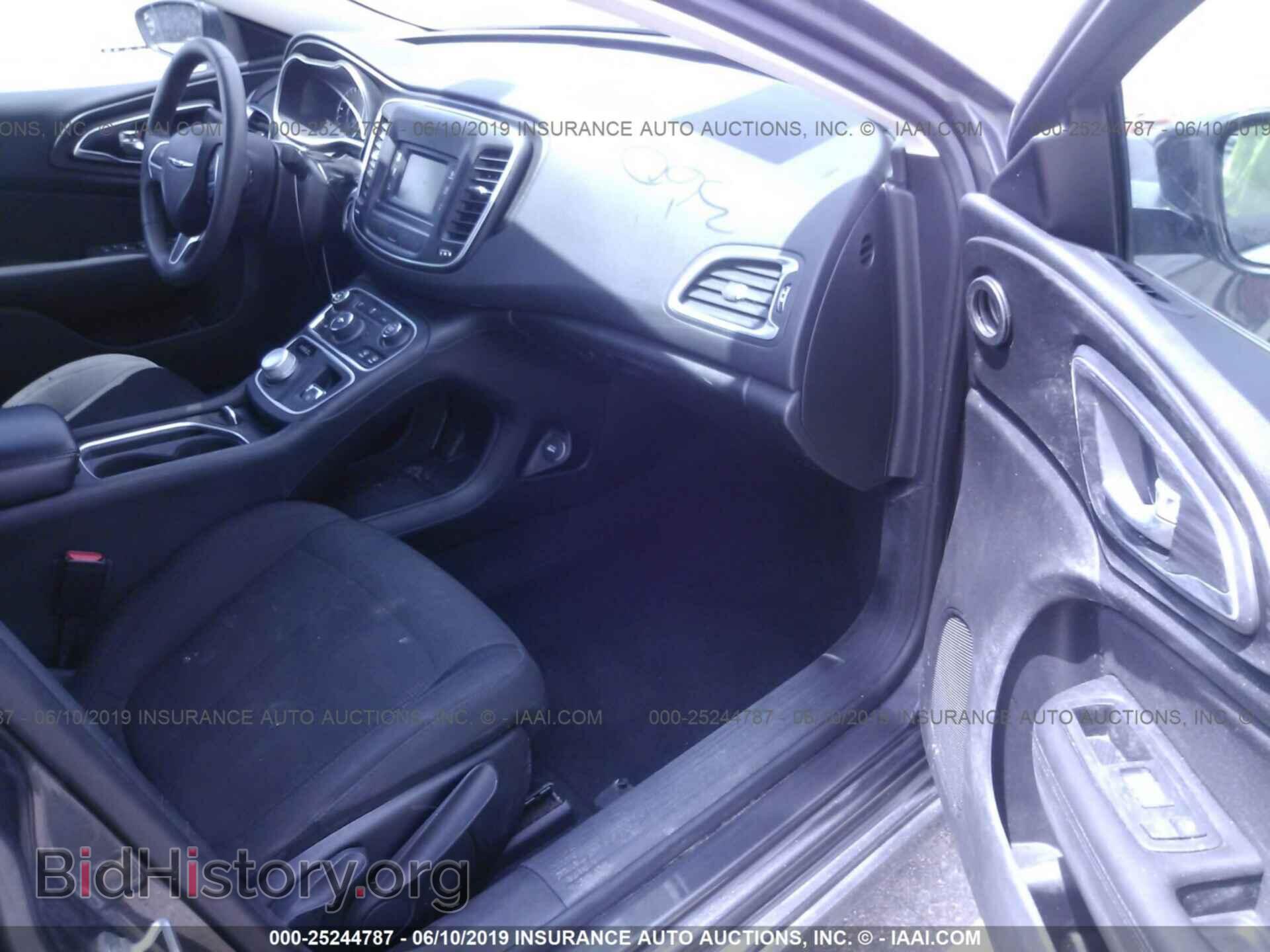 2016 CHRYSLER 200 - VIN: 1C3CCCAB0GN173900 - Фото 5