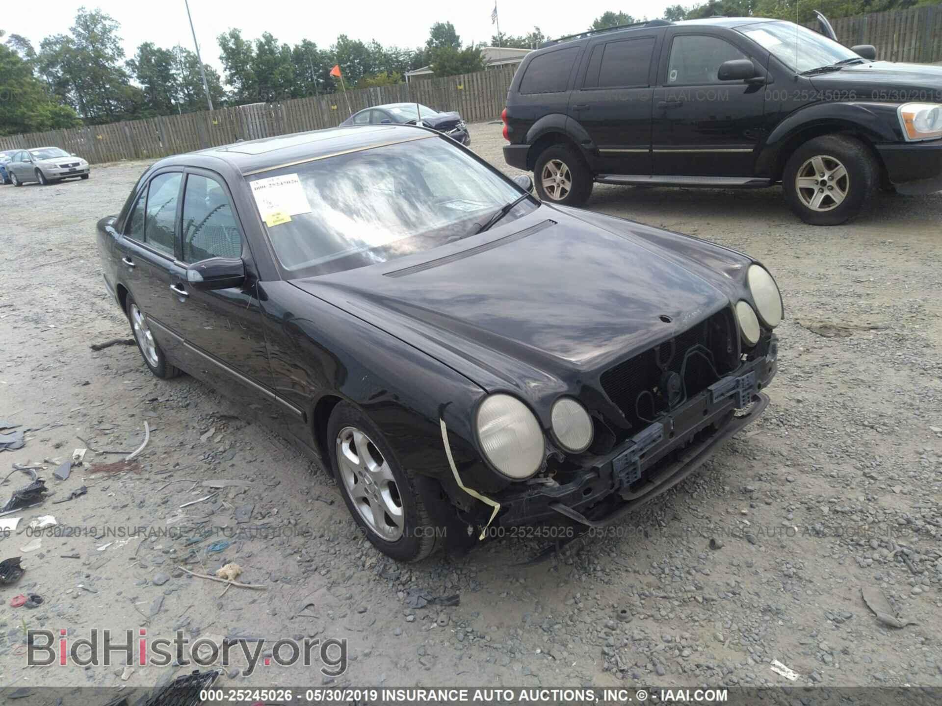 Photo WDBJF65J52B452801 - MERCEDES-BENZ E 2002