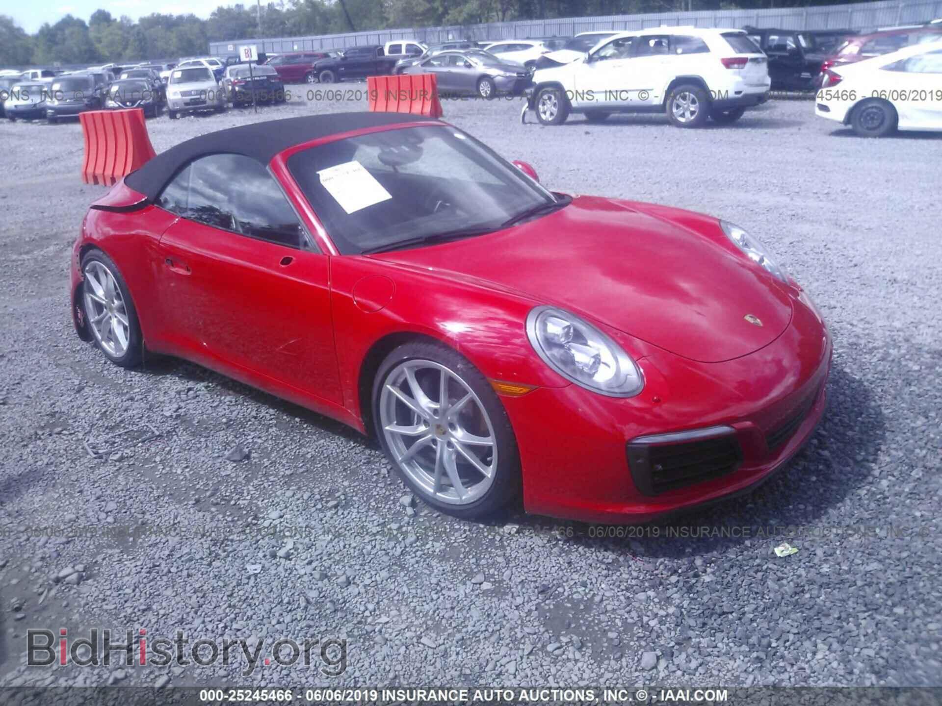 Фотография WP0CA2A99HS141572 - PORSCHE 911 2017