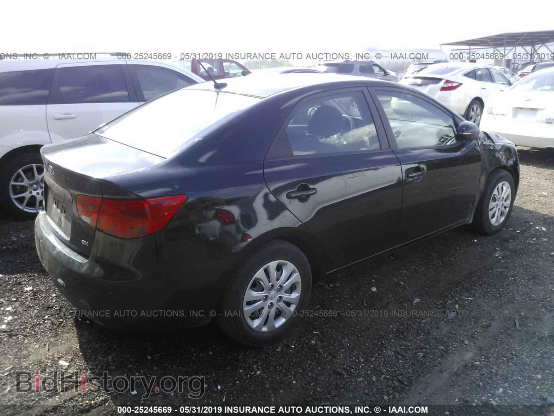 2013 KIA FORTE - VIN: KNAFU4A29D5715564 - Фото 4