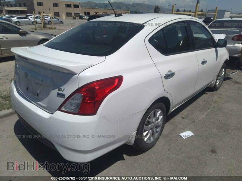 2017 Nissan VERSA (VIN 3N1CN7AP3HL860186) — фото 4 из 10