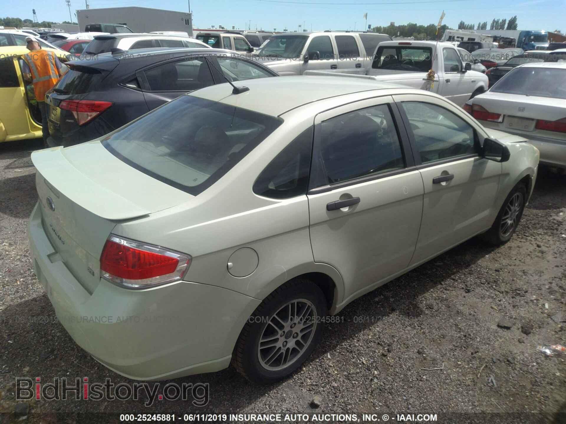 2010 FORD FOCUS - VIN: 1FAHP3FN3AW242353 - Фото 4