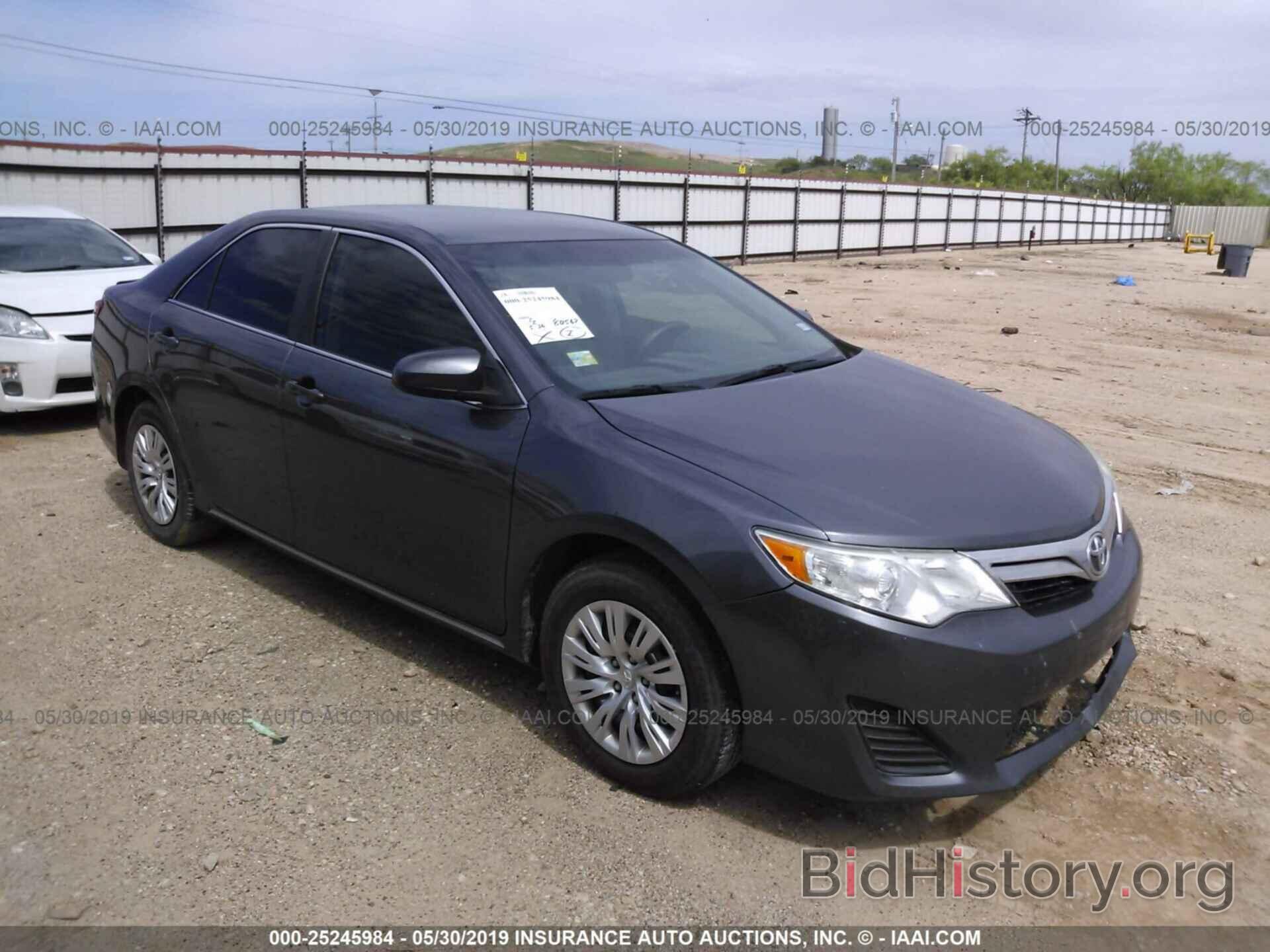 Photo 4T4BF1FKXER425149 - TOYOTA CAMRY 2014