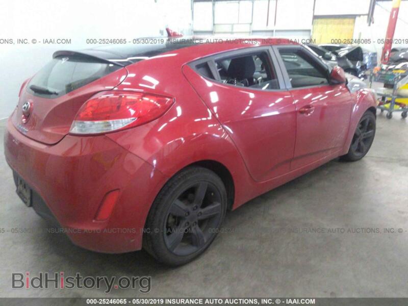 2013 Hyundai VELOSTER (VIN KMHTC6AD3DU093857) — фото 4 из 10