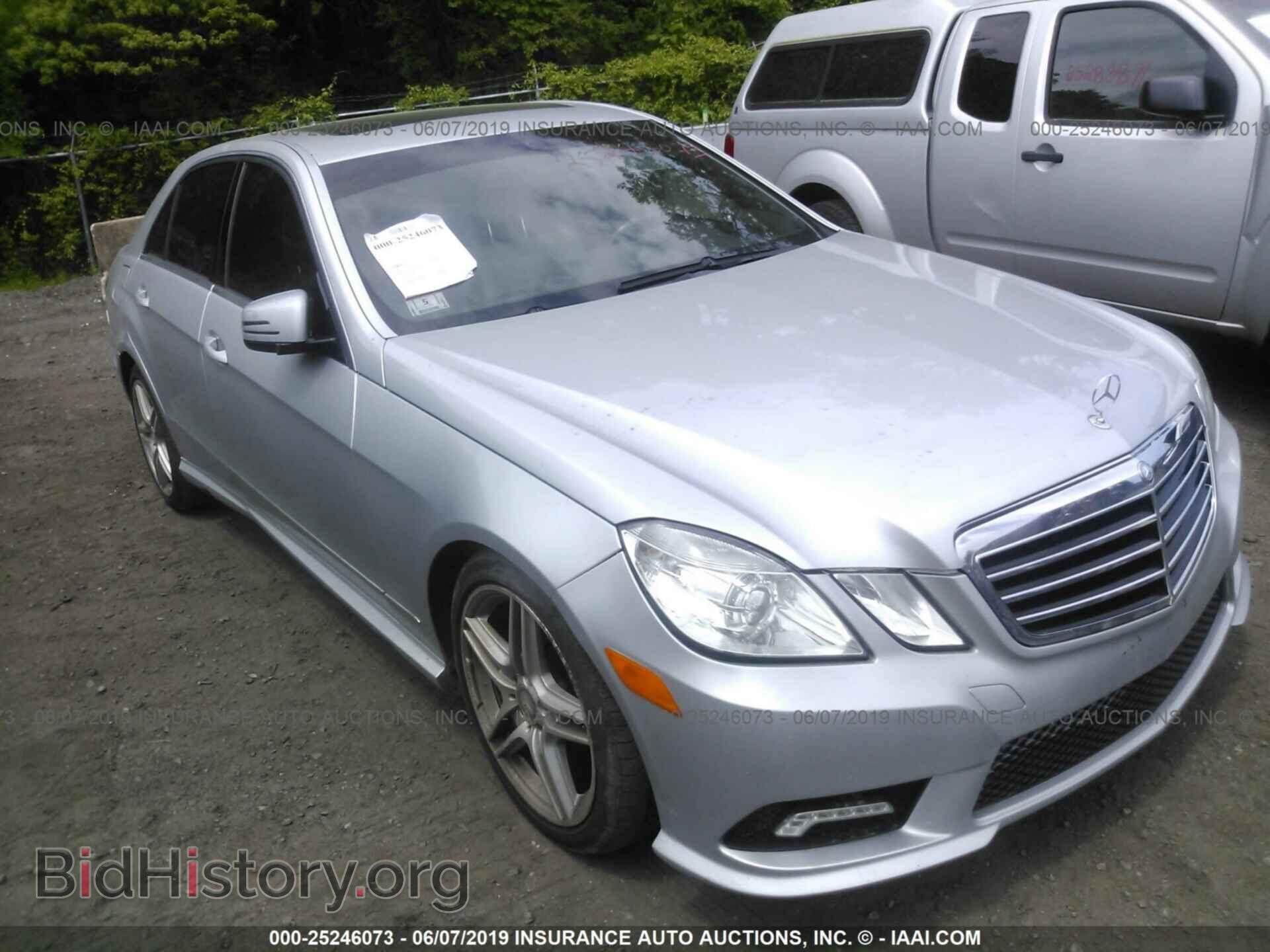 Photo WDDHF8HB8BA354020 - MERCEDES-BENZ E 2011